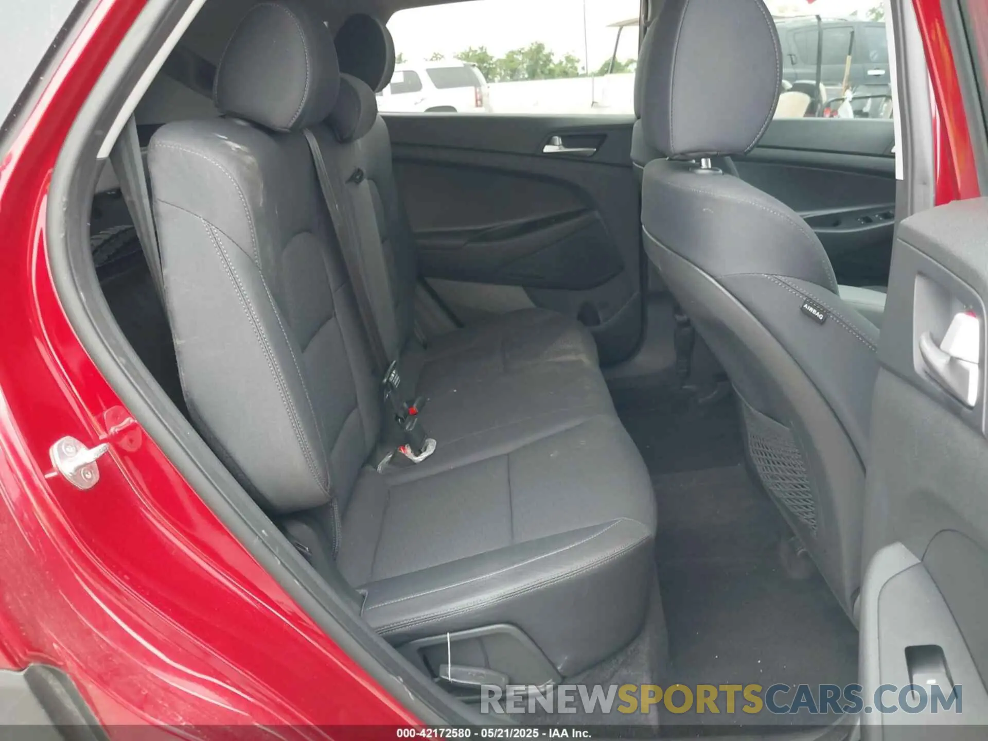 8 Photograph of a damaged car KM8J33A40MU332934 HYUNDAI TUCSON 2021