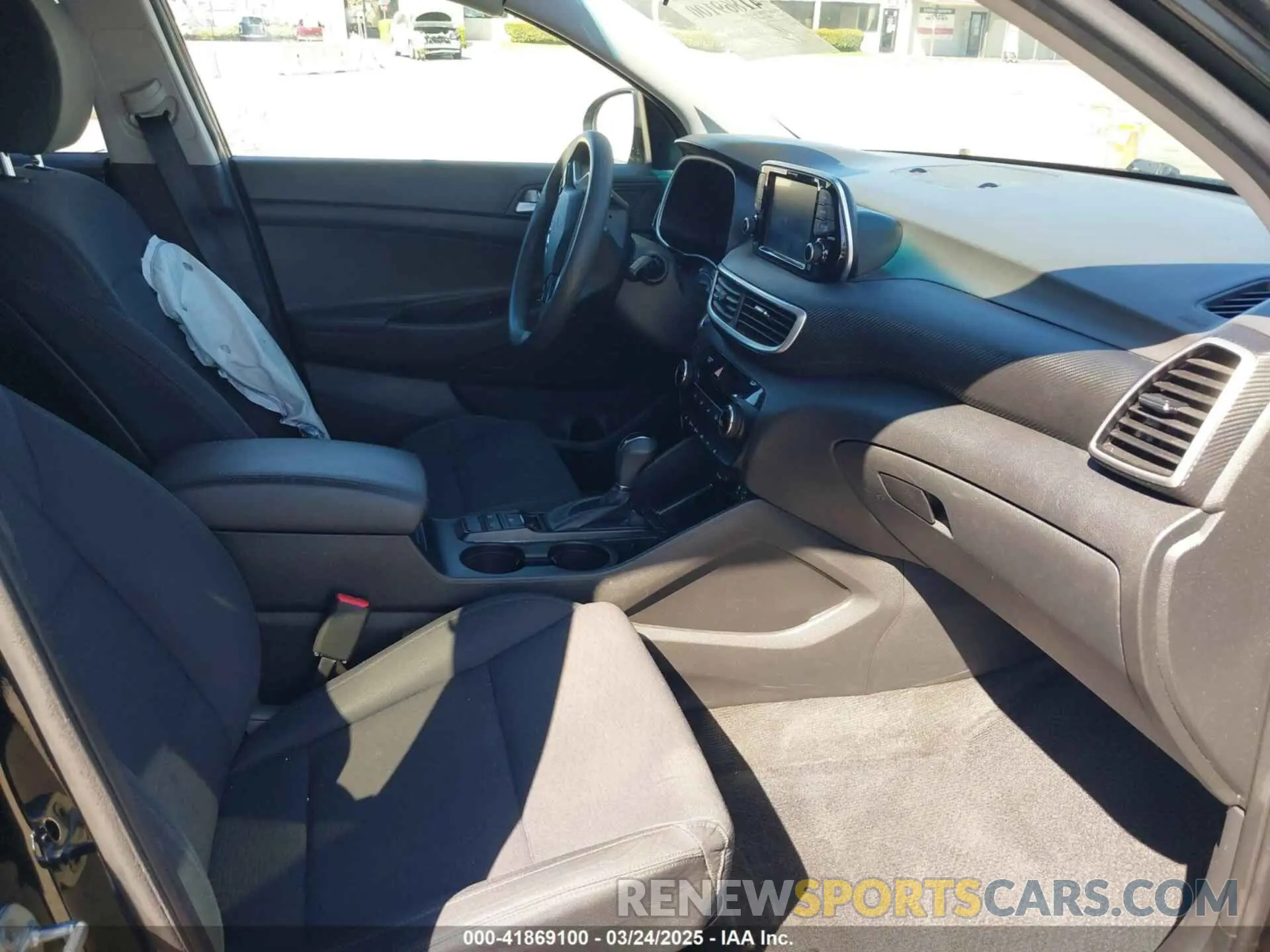5 Photograph of a damaged car KM8J33A43MU306697 HYUNDAI TUCSON 2021