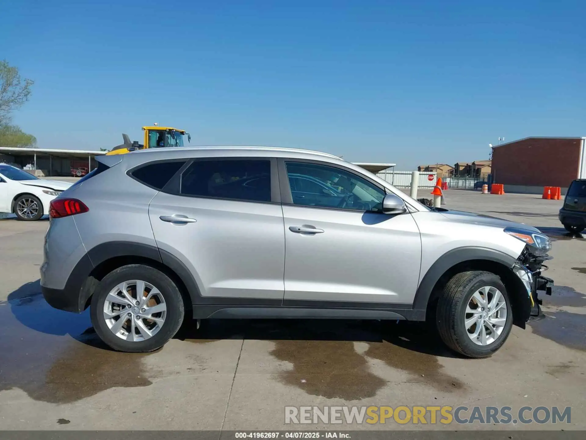13 Photograph of a damaged car KM8J33A43MU375471 HYUNDAI TUCSON 2021