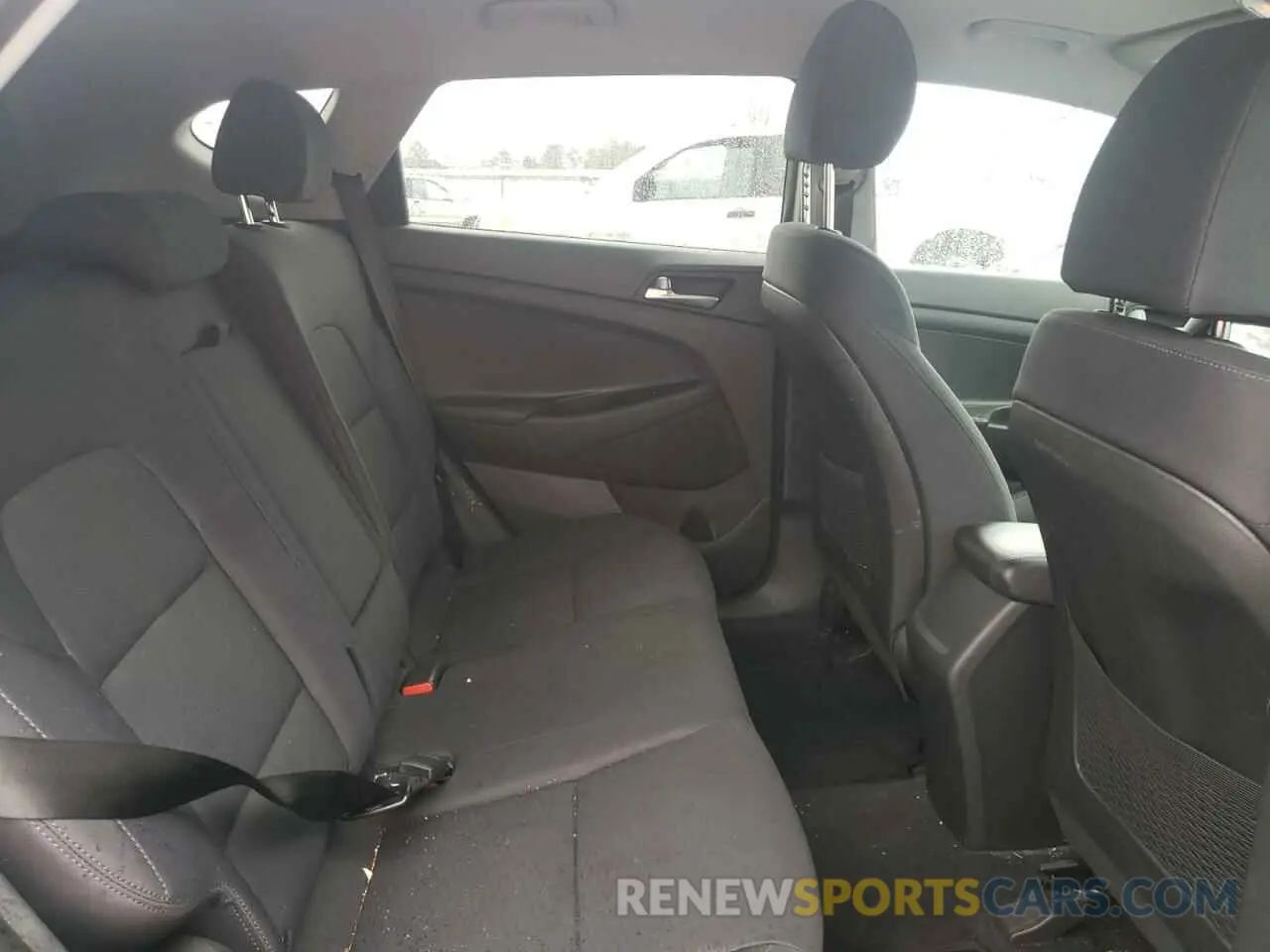 11 Photograph of a damaged car KM8J33A43MU382422 HYUNDAI TUCSON 2021