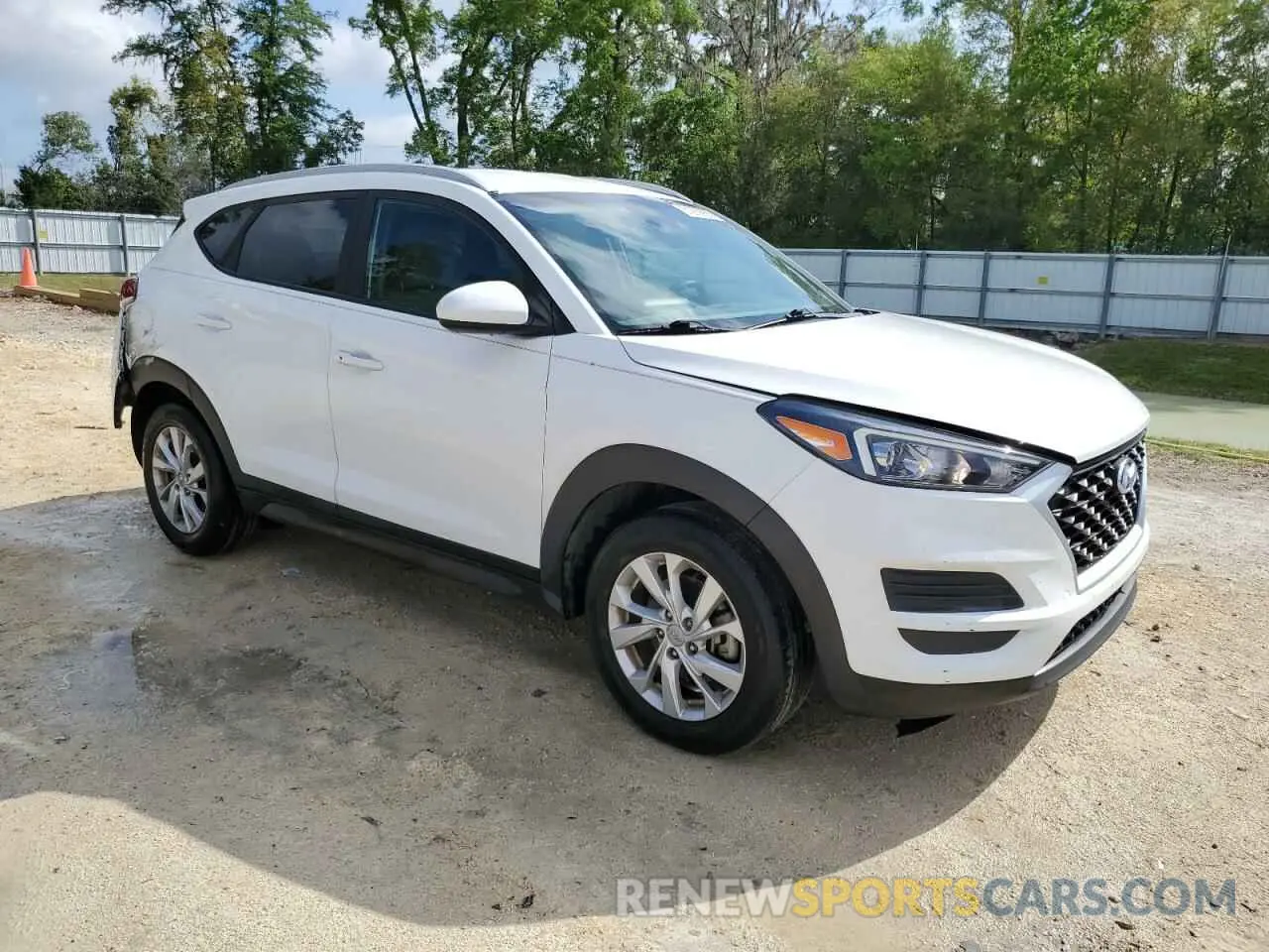 4 Photograph of a damaged car KM8J33A44MU288985 HYUNDAI TUCSON 2021