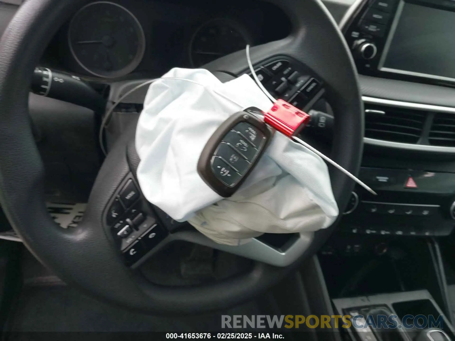 11 Photograph of a damaged car KM8J33A44MU309432 HYUNDAI TUCSON 2021