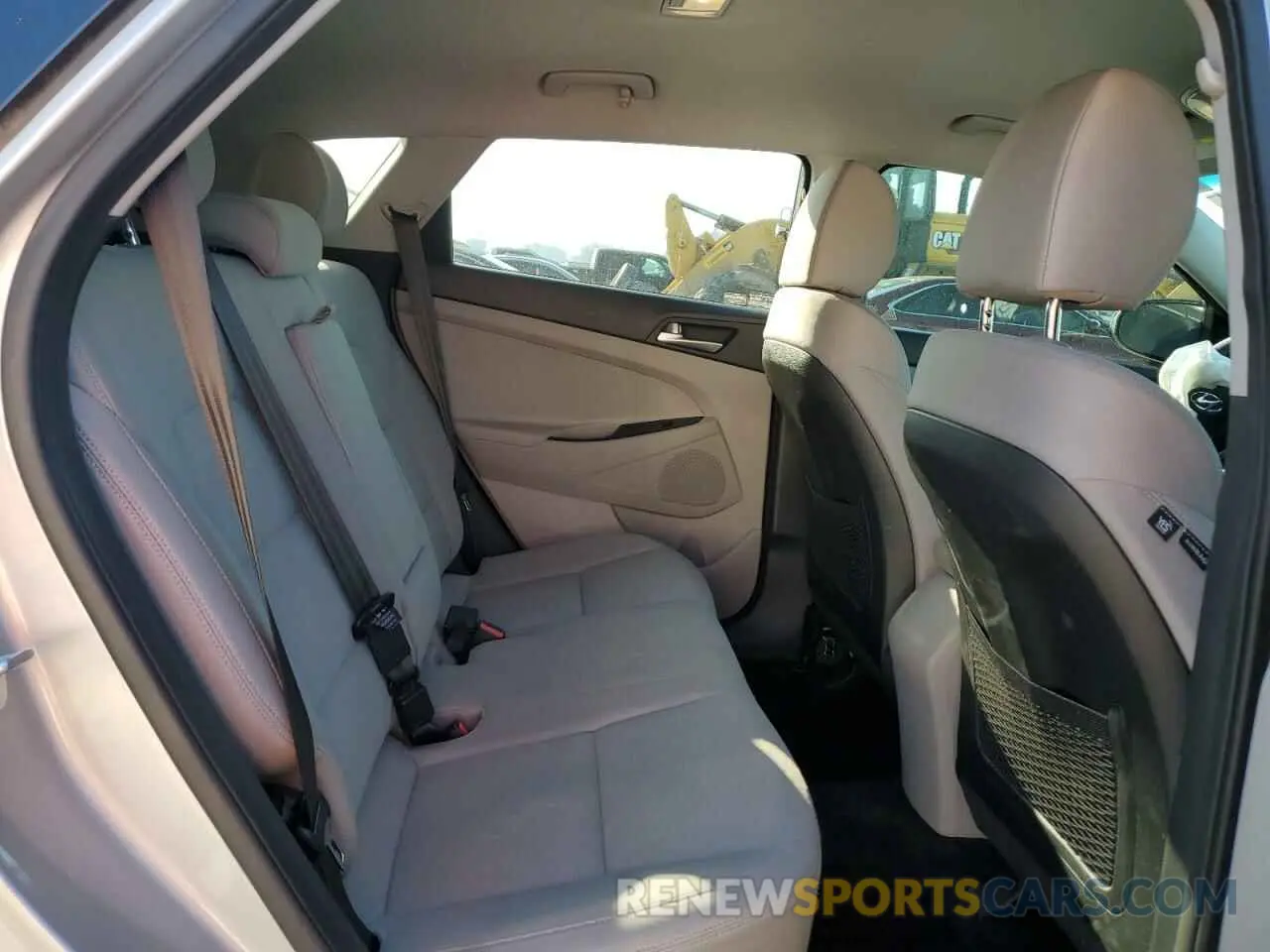11 Photograph of a damaged car KM8J33A46MU395875 HYUNDAI TUCSON 2021