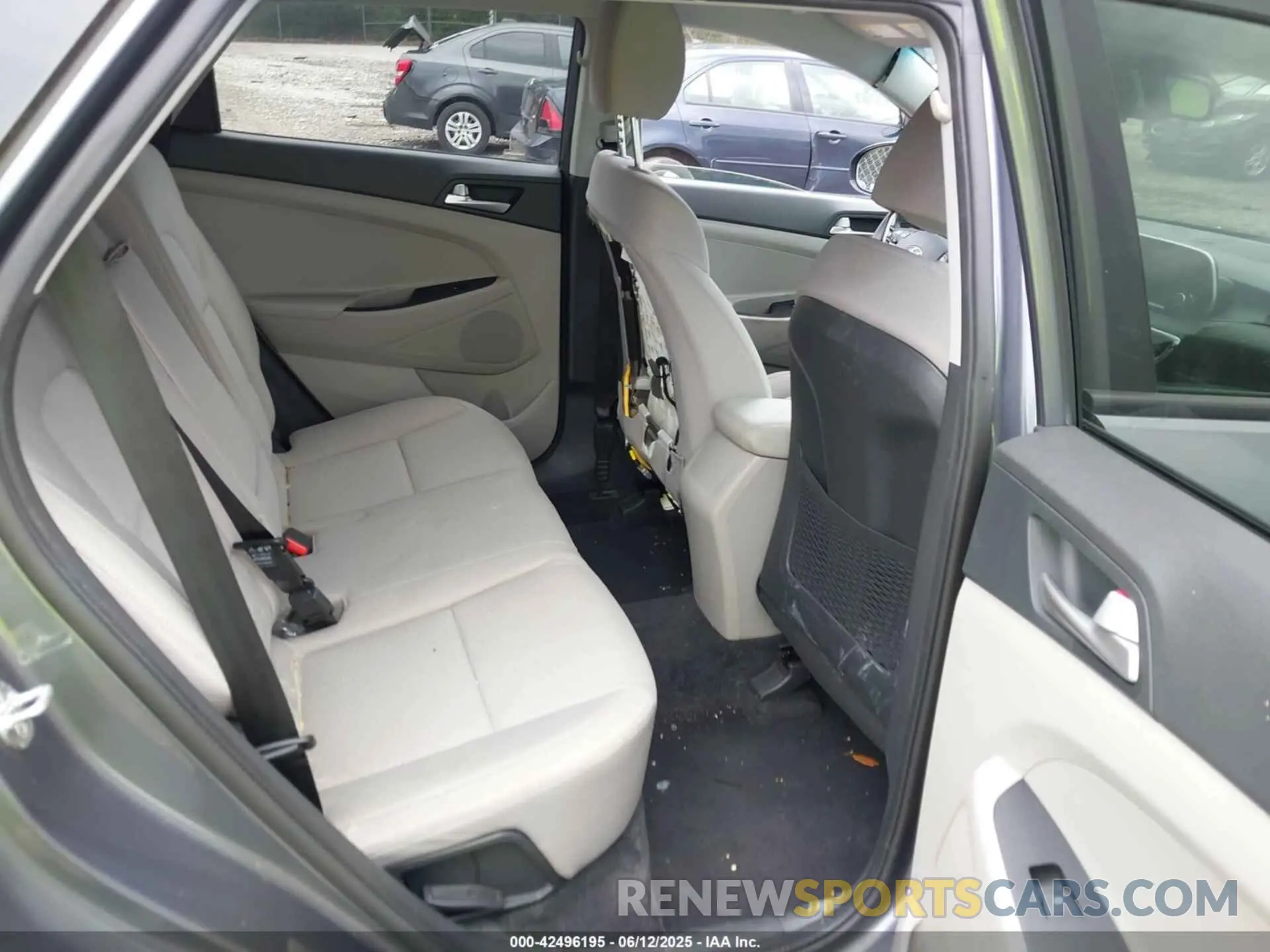 8 Photograph of a damaged car KM8J33A48MU294482 HYUNDAI TUCSON 2021