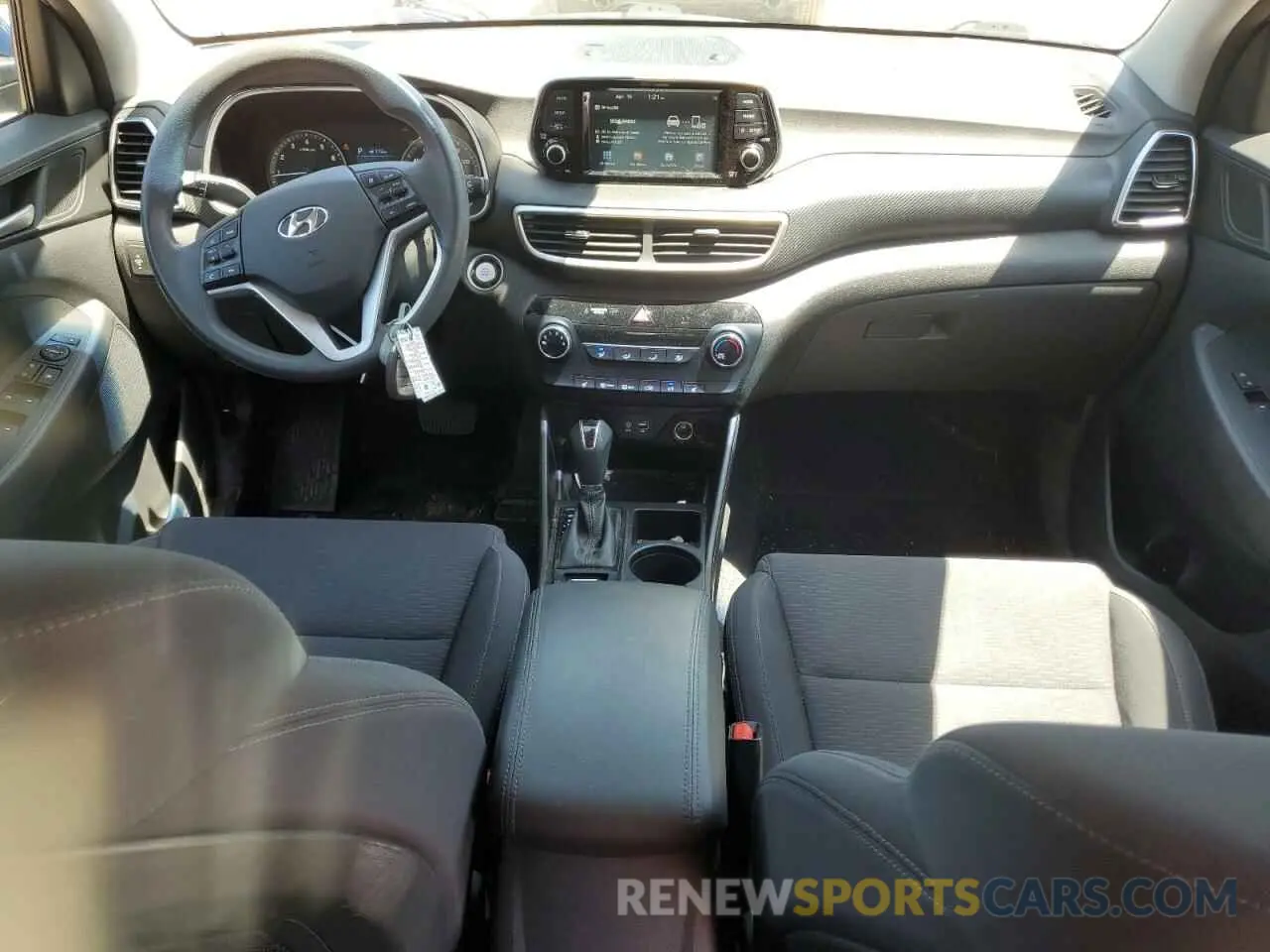 8 Photograph of a damaged car KM8J33A49MU302492 HYUNDAI TUCSON 2021