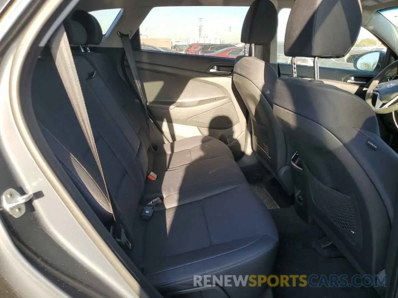 10 Photograph of a damaged car KM8J33AL0MU304770 HYUNDAI TUCSON 2021