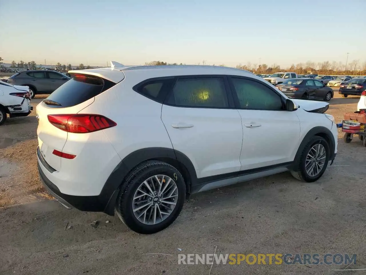 3 Photograph of a damaged car KM8J33AL0MU336473 HYUNDAI TUCSON 2021