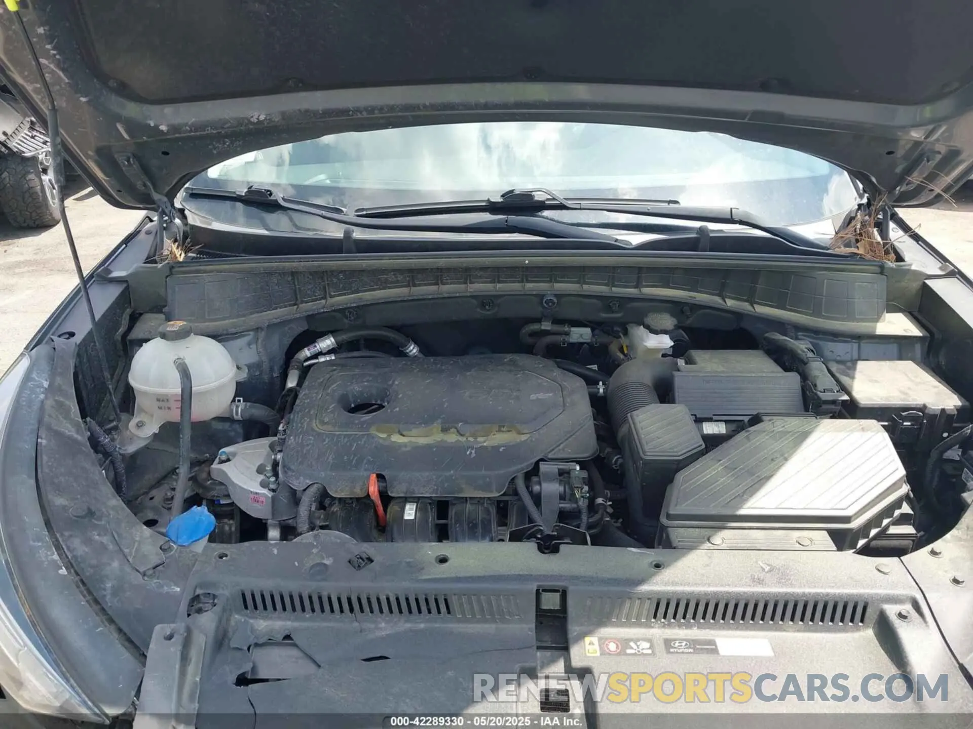 10 Photograph of a damaged car KM8J33AL2MU375498 HYUNDAI TUCSON 2021