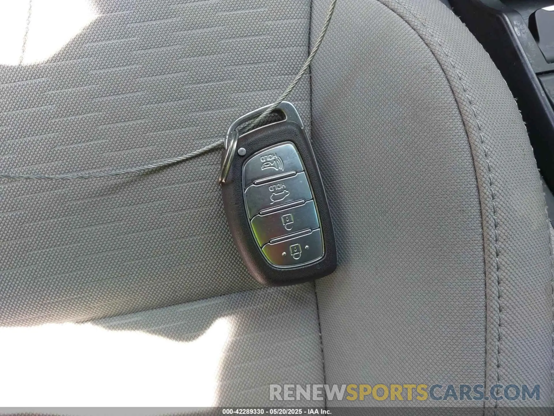 11 Photograph of a damaged car KM8J33AL2MU375498 HYUNDAI TUCSON 2021