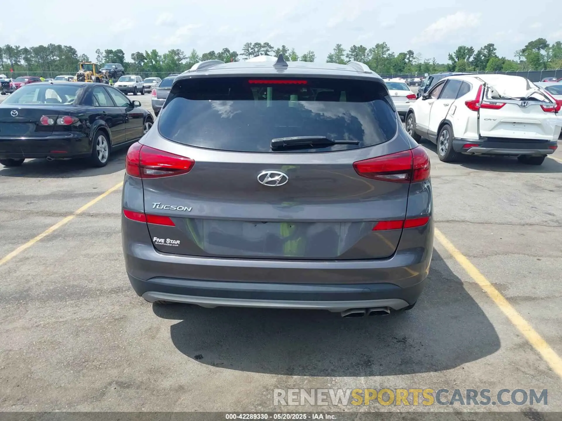 16 Photograph of a damaged car KM8J33AL2MU375498 HYUNDAI TUCSON 2021