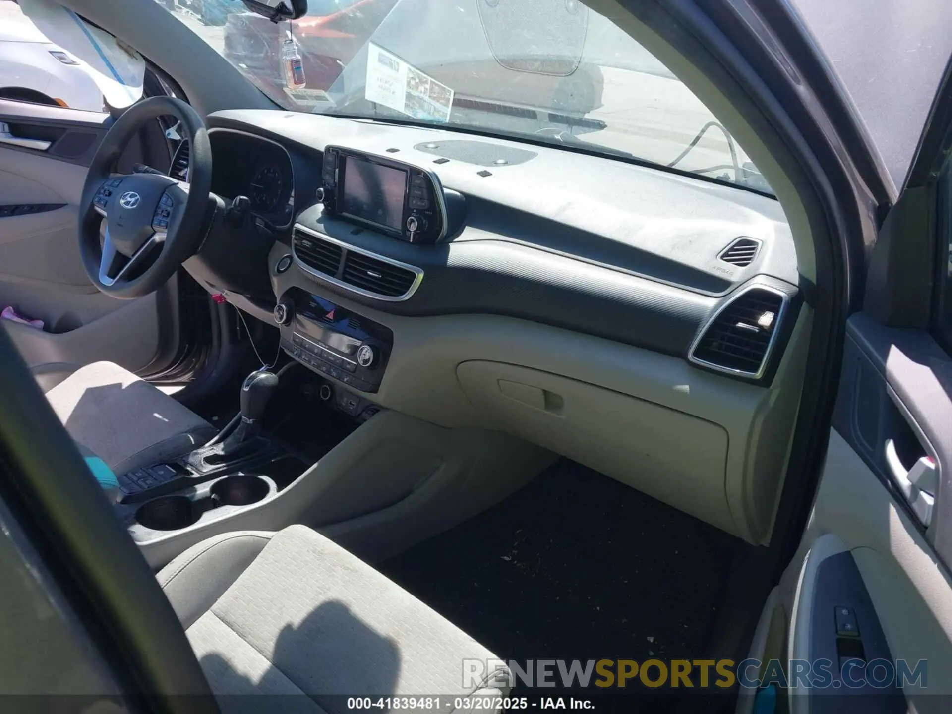 5 Photograph of a damaged car KM8J33AL2MU375842 HYUNDAI TUCSON 2021