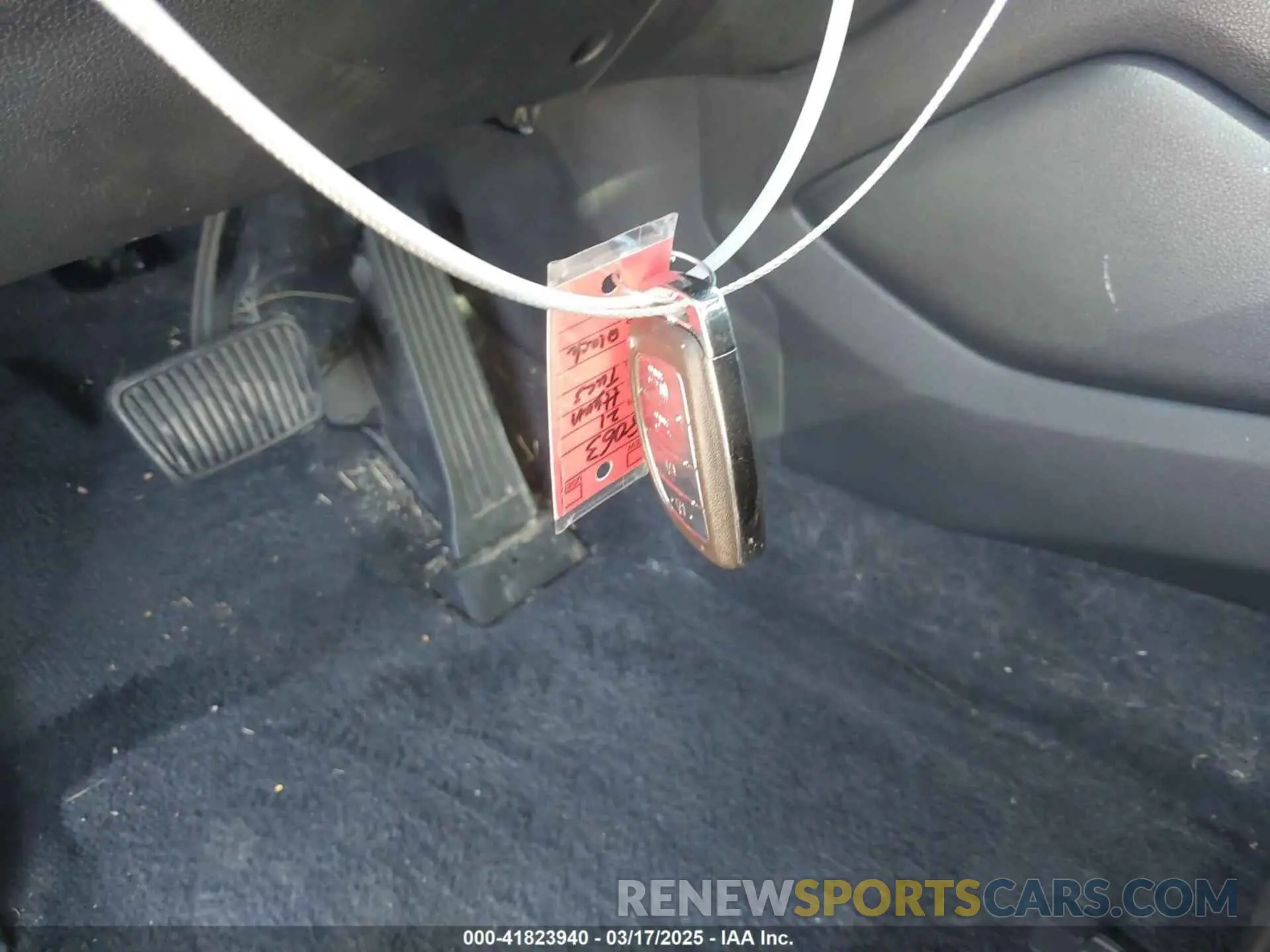 11 Photograph of a damaged car KM8J33AL4MU337304 HYUNDAI TUCSON 2021