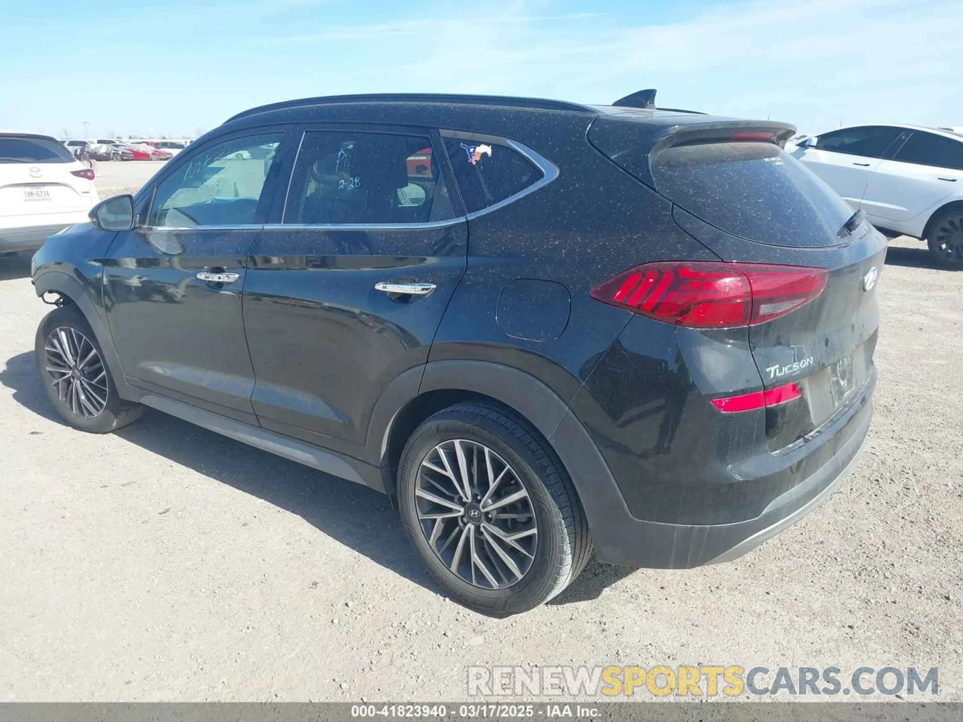 3 Photograph of a damaged car KM8J33AL4MU337304 HYUNDAI TUCSON 2021