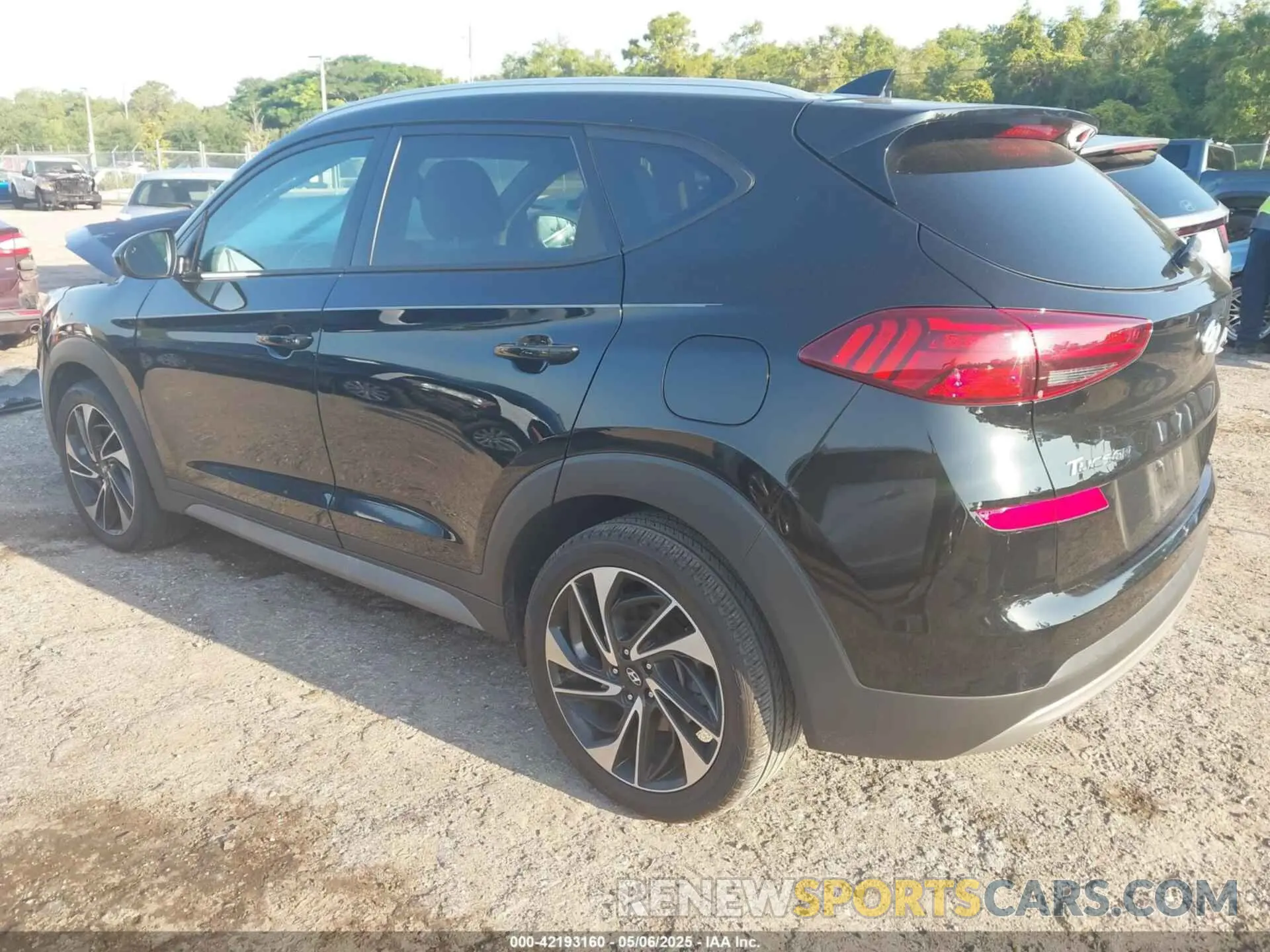 3 Photograph of a damaged car KM8J33AL4MU407660 HYUNDAI TUCSON 2021