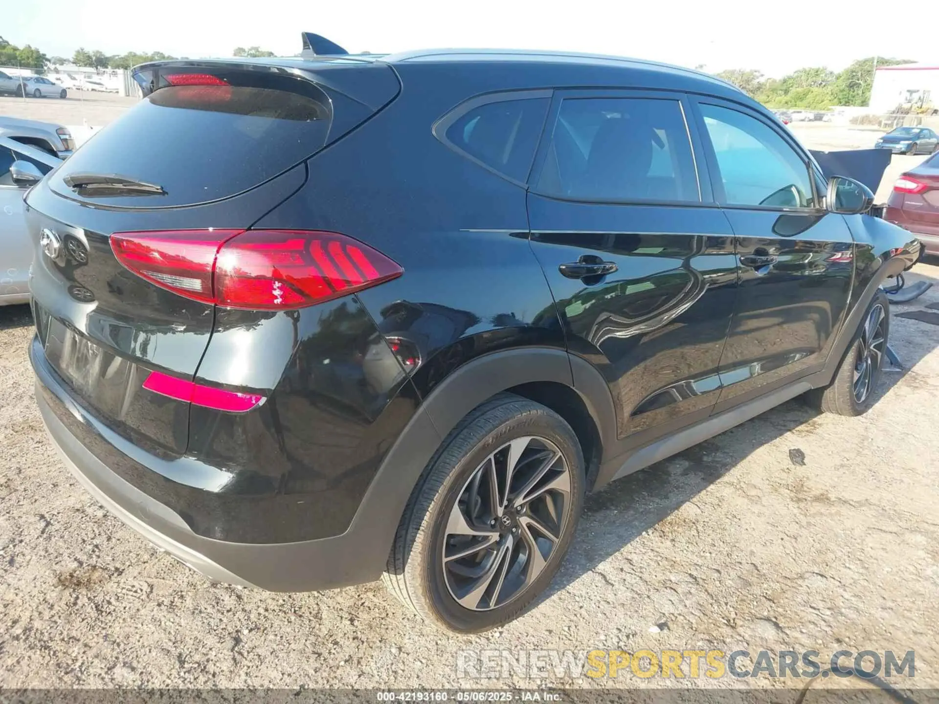 4 Photograph of a damaged car KM8J33AL4MU407660 HYUNDAI TUCSON 2021