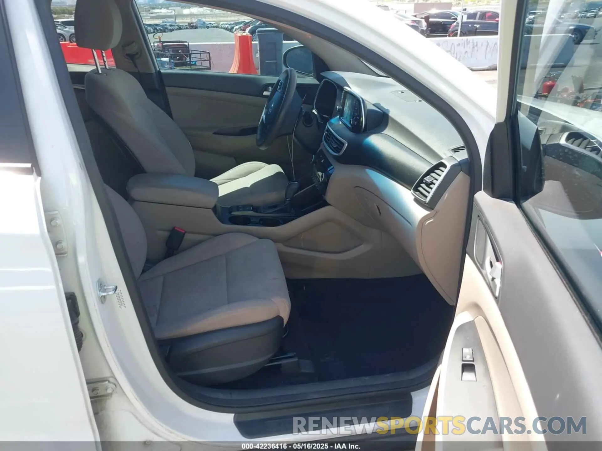 5 Photograph of a damaged car KM8J33AL5MU357691 HYUNDAI TUCSON 2021