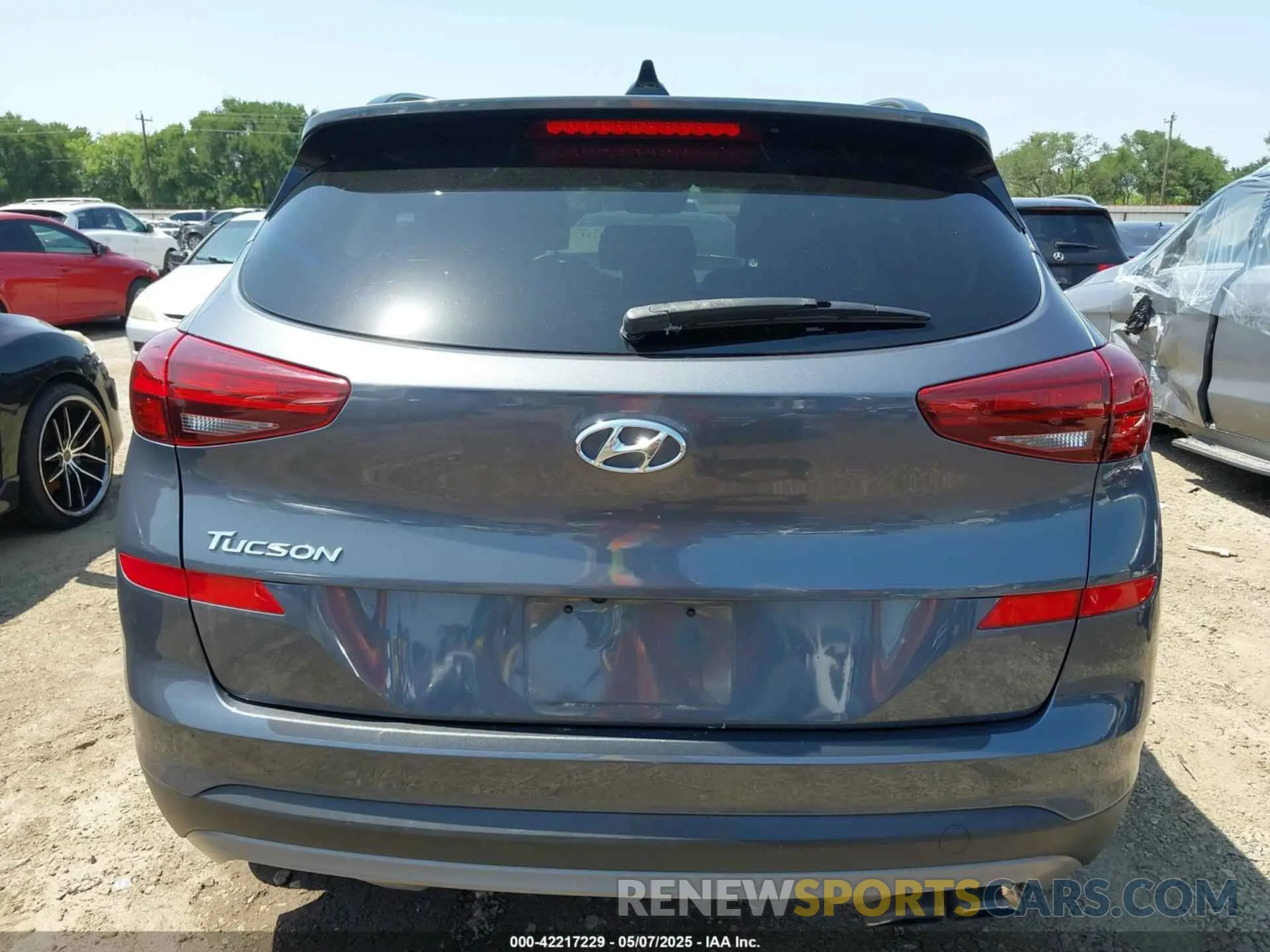 15 Photograph of a damaged car KM8J33AL6MU403920 HYUNDAI TUCSON 2021