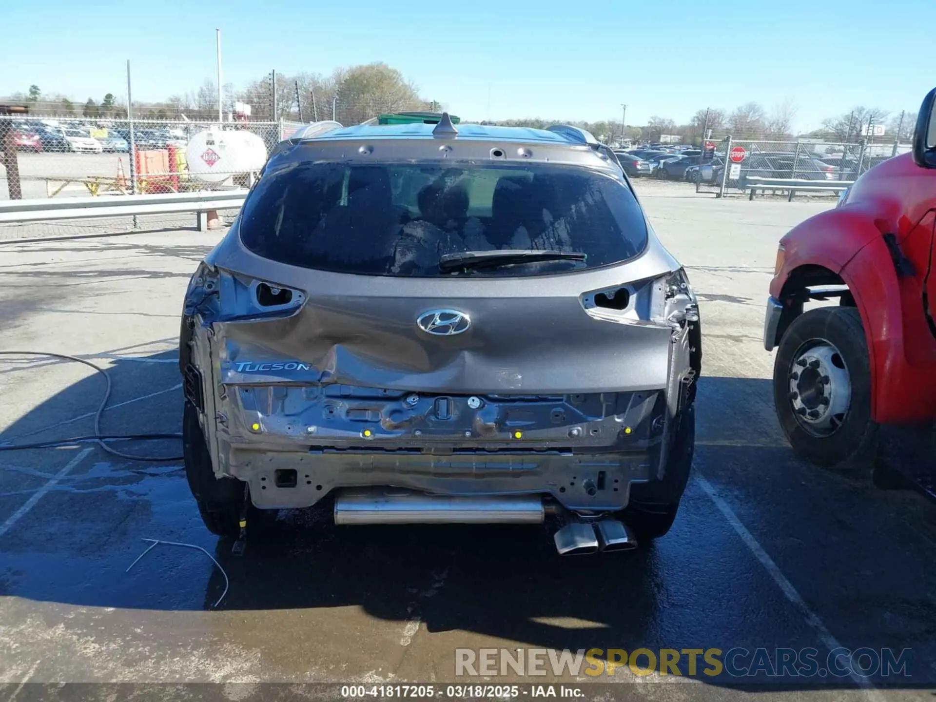 17 Photograph of a damaged car KM8J33AL7MU325387 HYUNDAI TUCSON 2021
