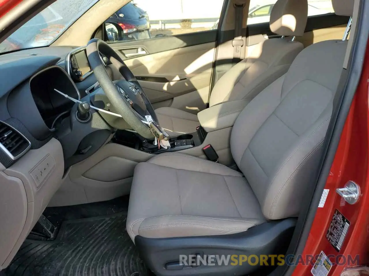 7 Photograph of a damaged car KM8J33AL8MU391804 HYUNDAI TUCSON 2021