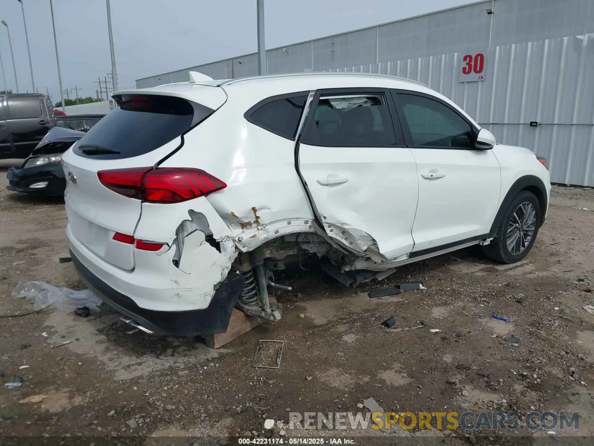 4 Photograph of a damaged car KM8J33AL9MU372713 HYUNDAI TUCSON 2021