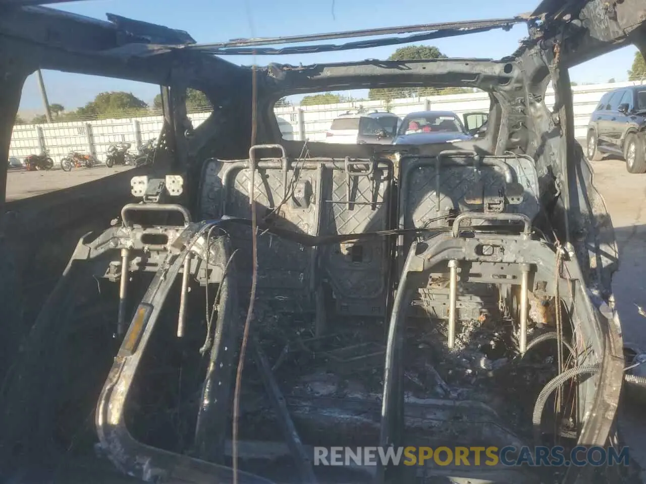 10 Photograph of a damaged car KM8J33ALXMU312097 HYUNDAI TUCSON 2021
