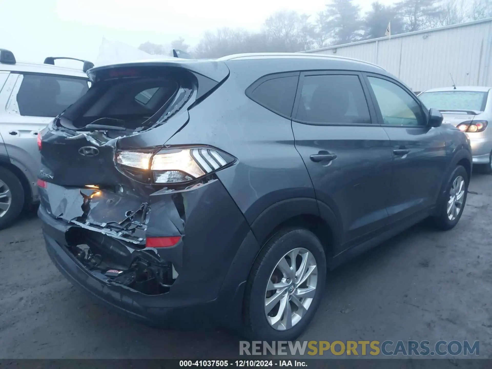 4 Photograph of a damaged car KM8J3CA41MU292752 HYUNDAI TUCSON 2021