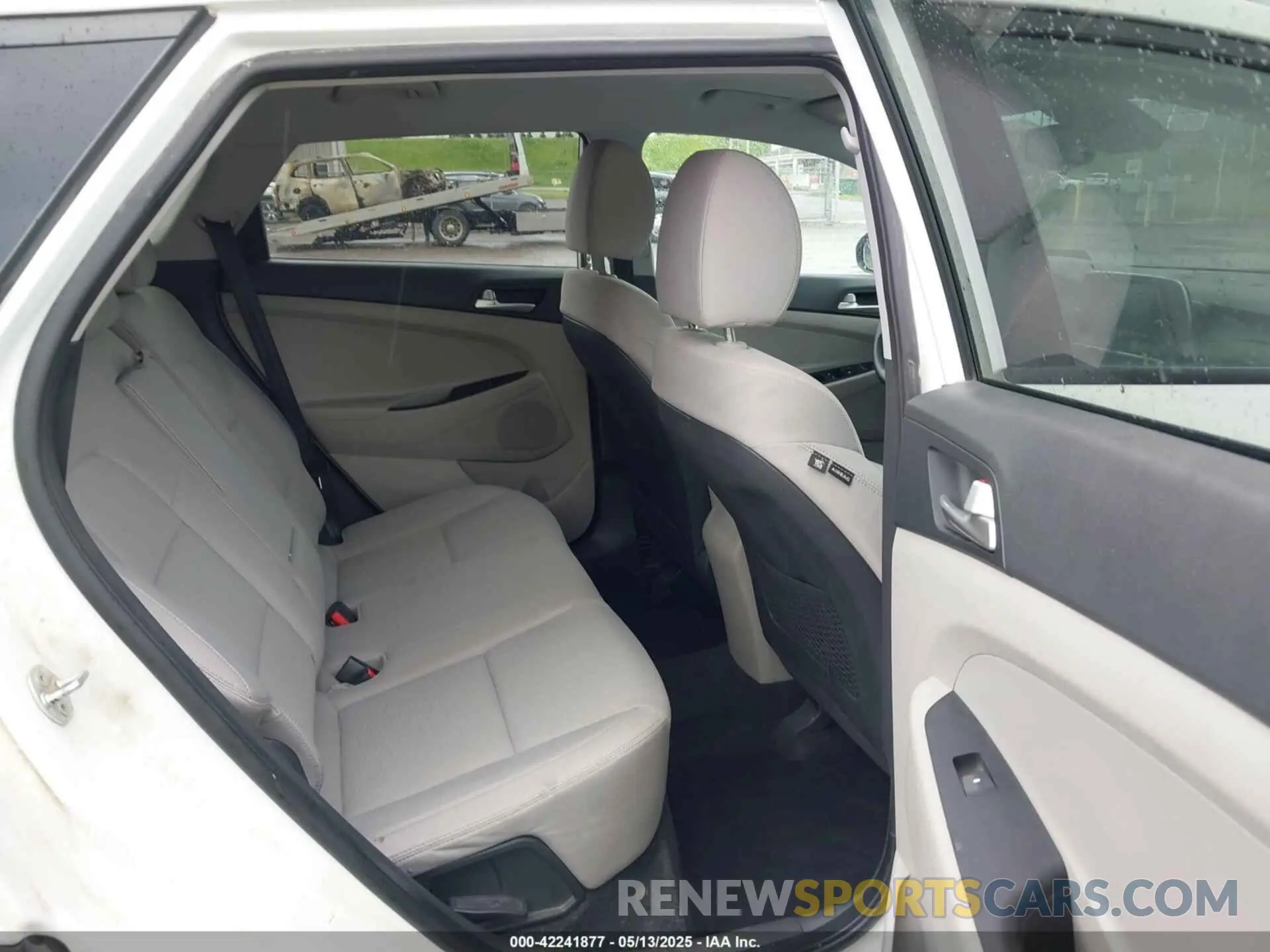 8 Photograph of a damaged car KM8J3CA41MU327869 HYUNDAI TUCSON 2021