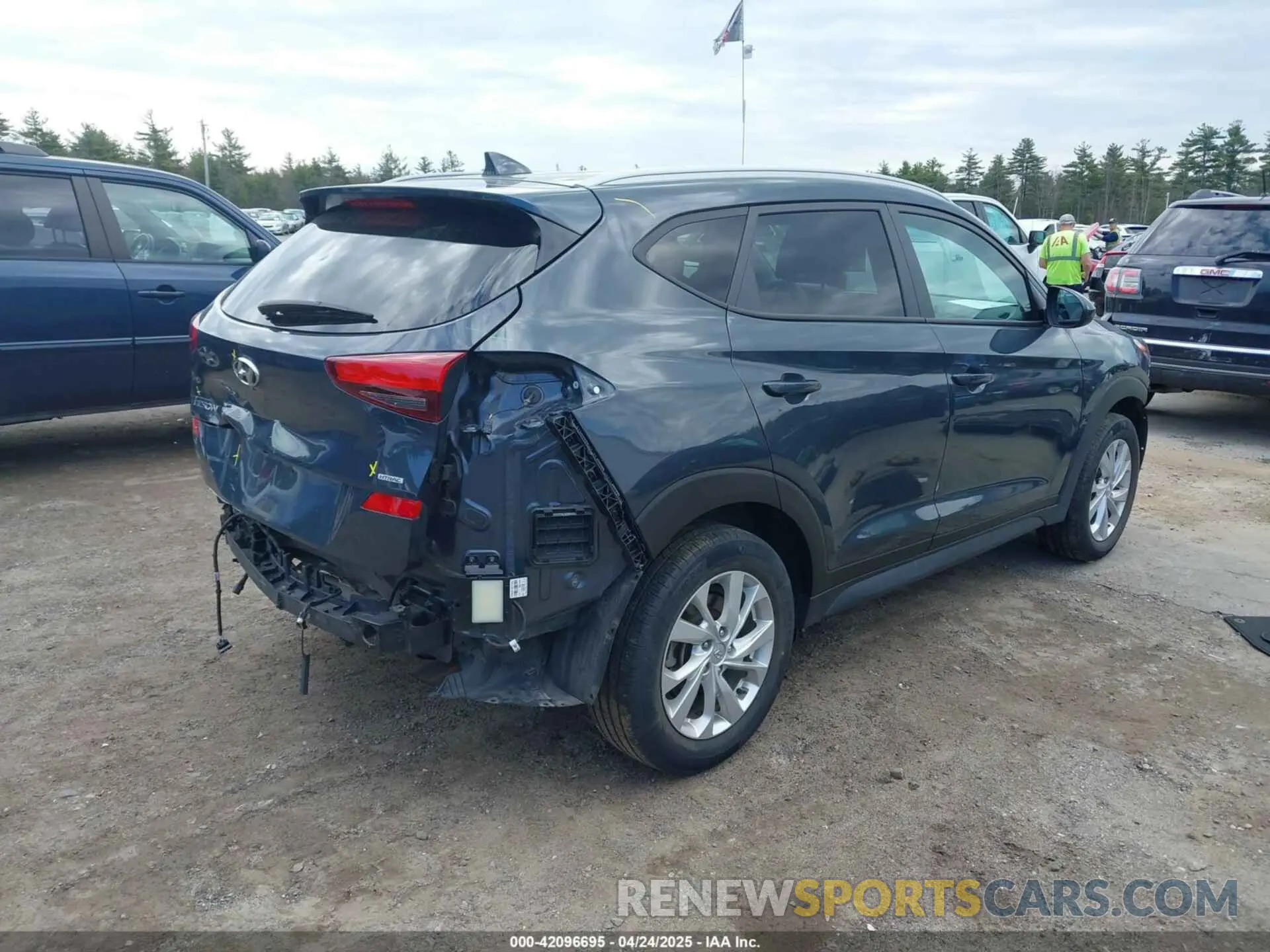 4 Photograph of a damaged car KM8J3CA41MU367997 HYUNDAI TUCSON 2021