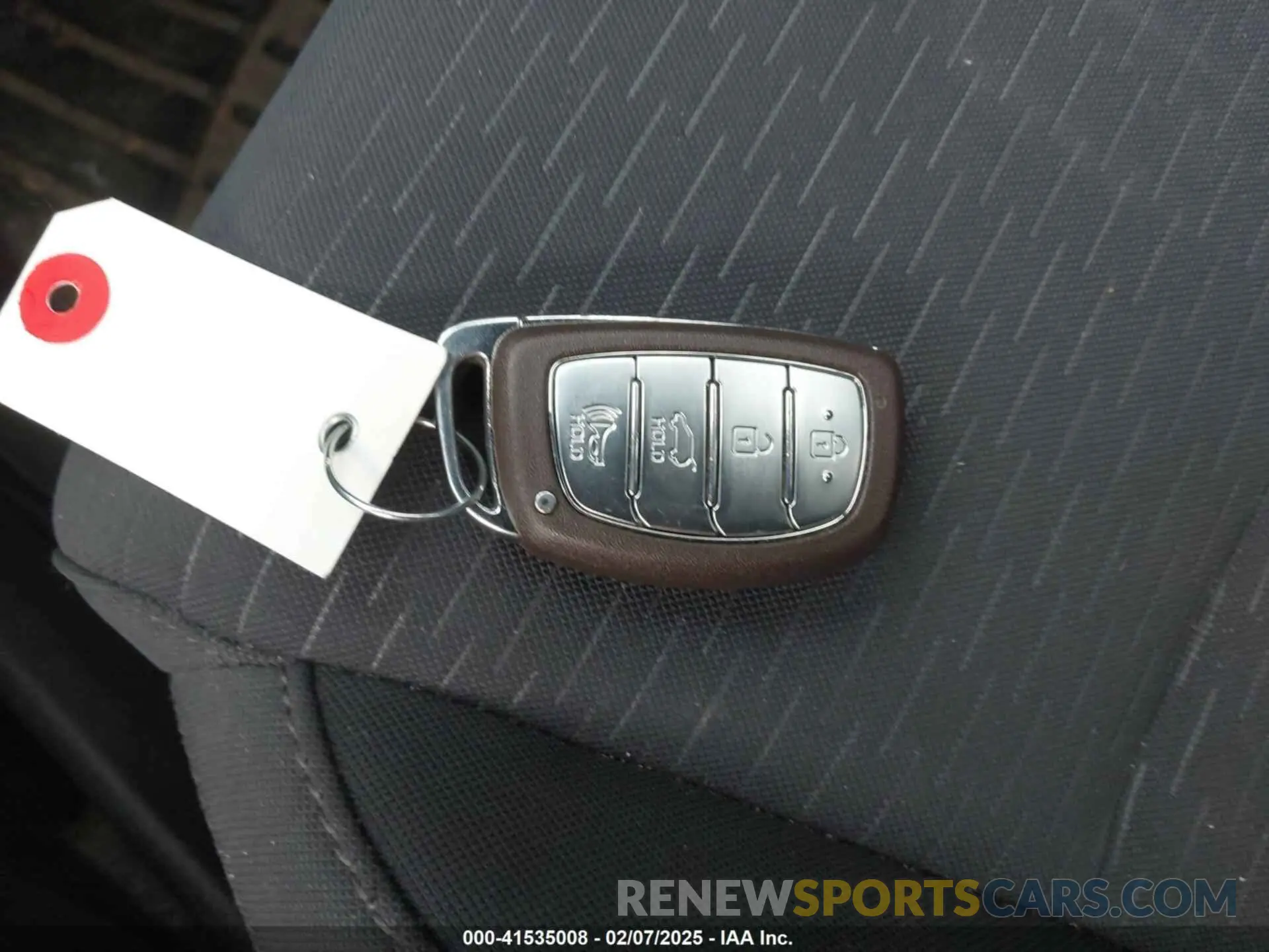 11 Photograph of a damaged car KM8J3CA44MU344679 HYUNDAI TUCSON 2021