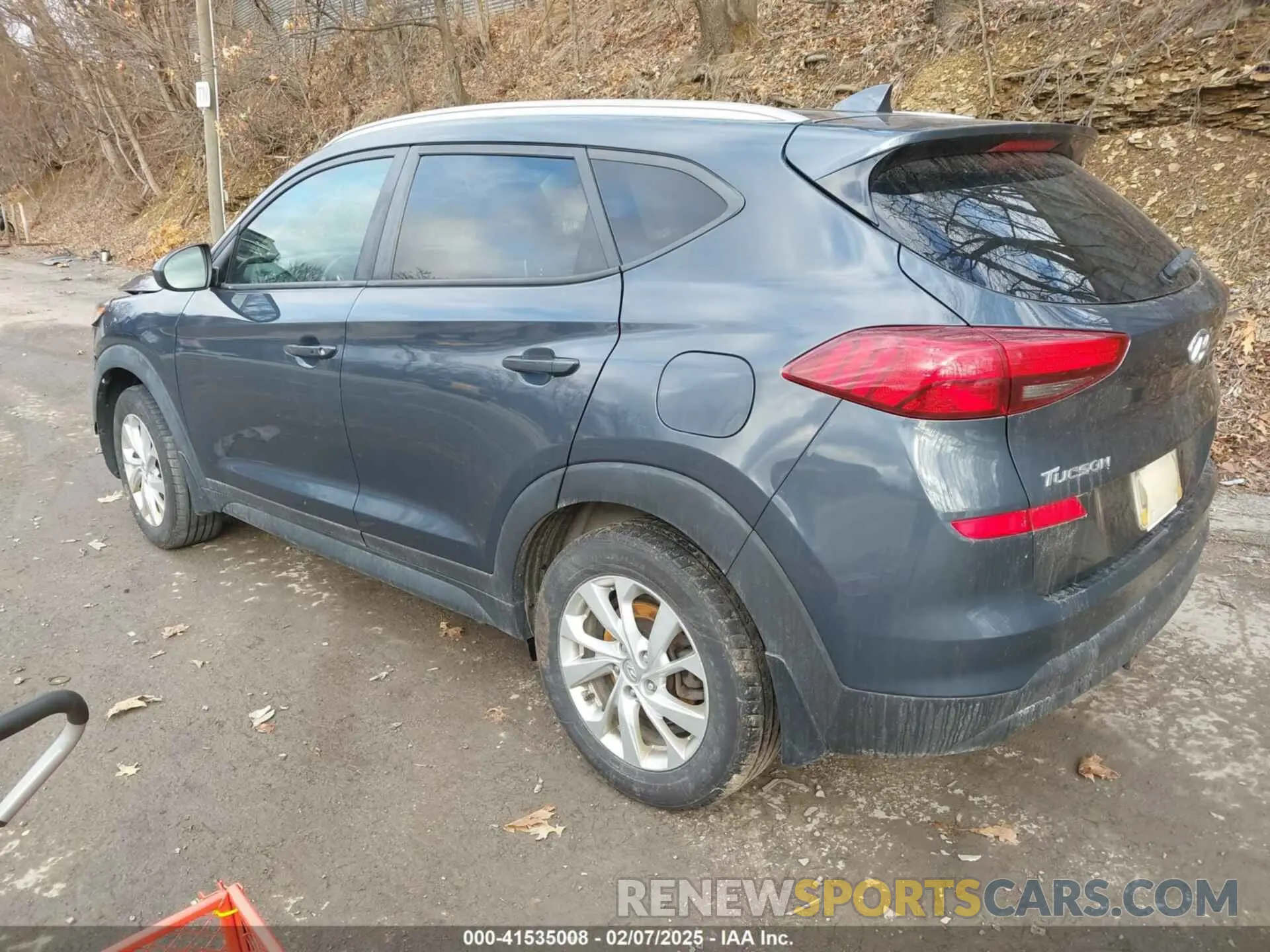 3 Photograph of a damaged car KM8J3CA44MU344679 HYUNDAI TUCSON 2021