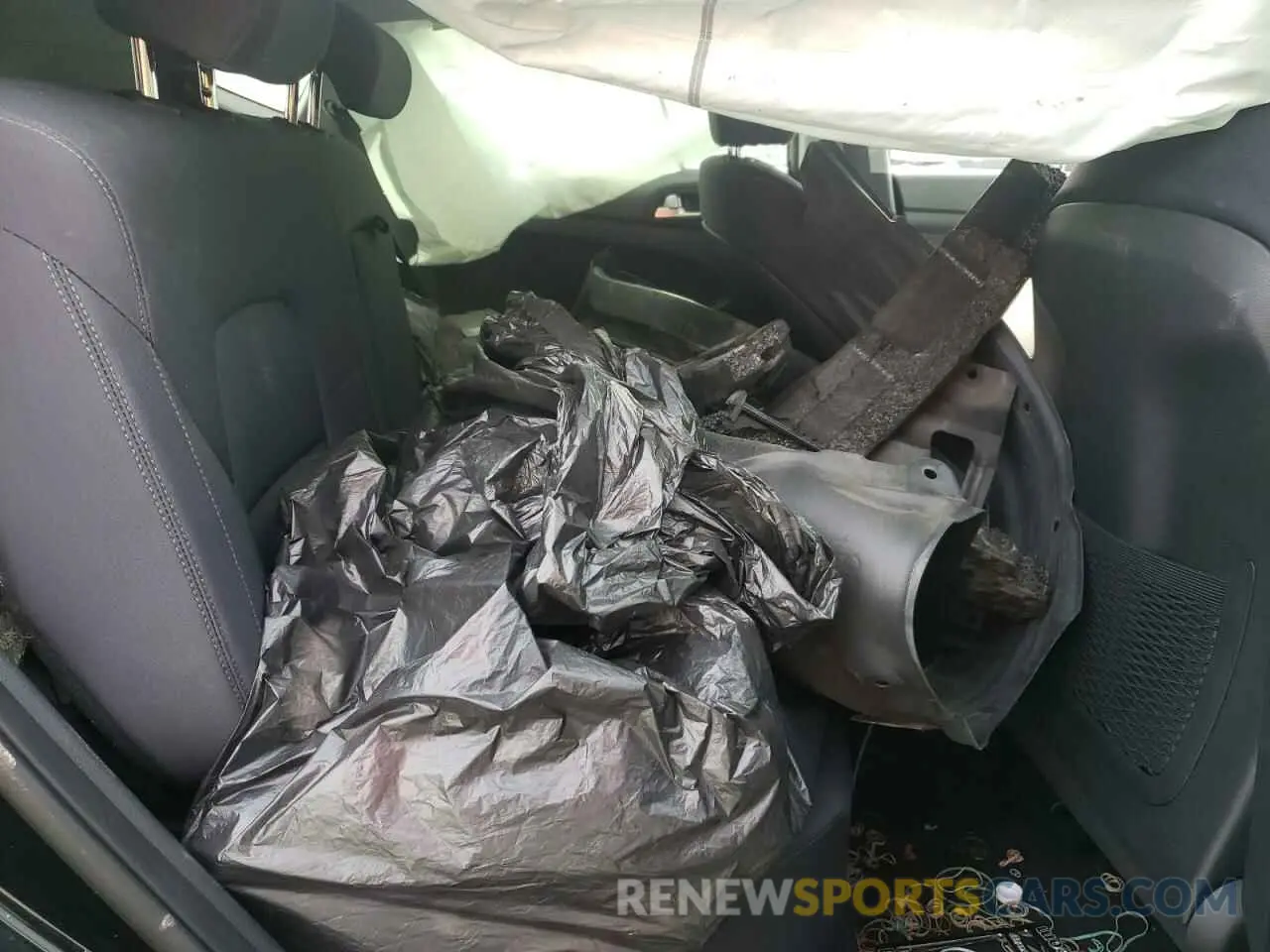 11 Photograph of a damaged car KM8J3CA44MU366813 HYUNDAI TUCSON 2021