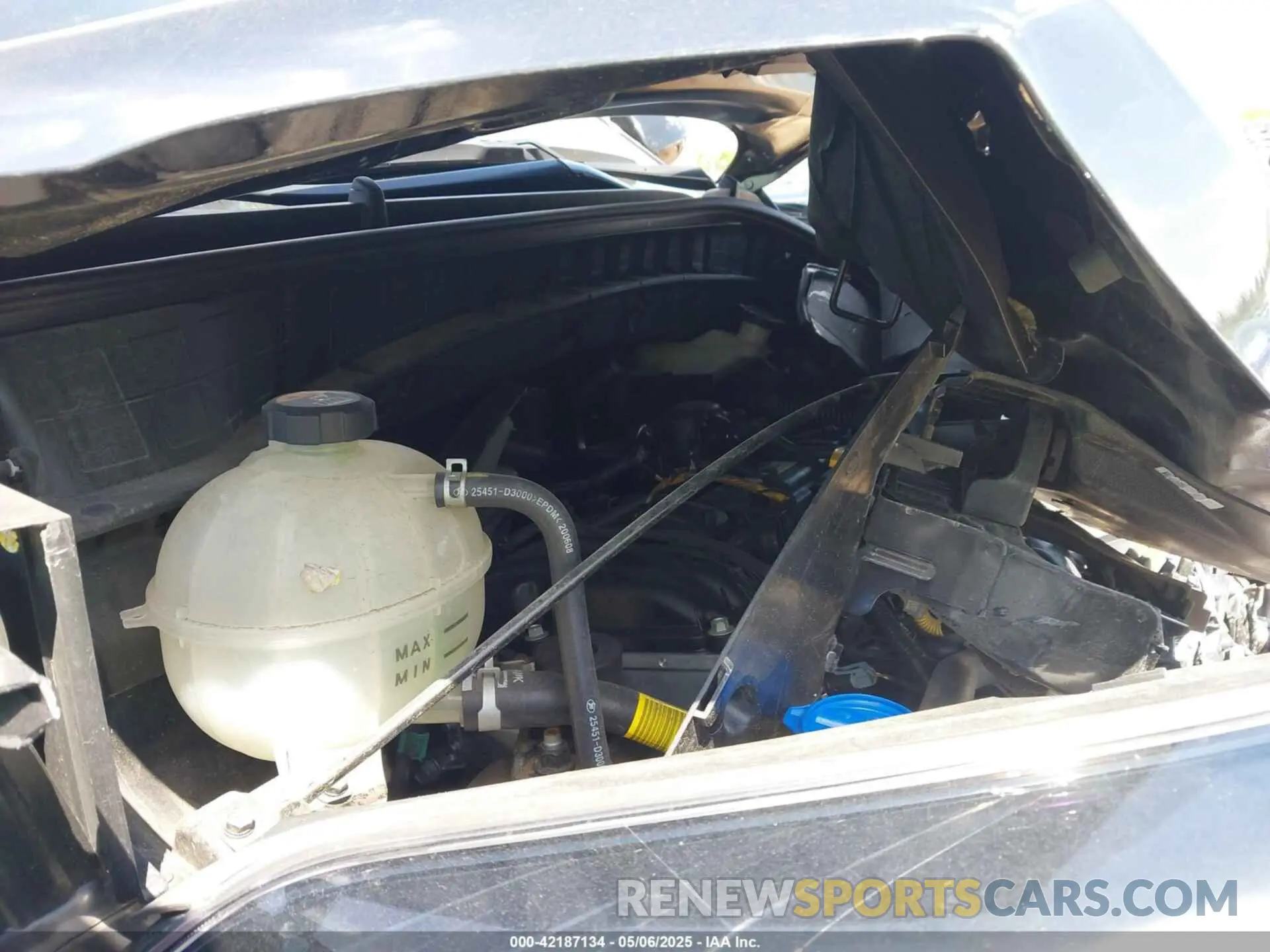 10 Photograph of a damaged car KM8J3CA46MU299602 HYUNDAI TUCSON 2021