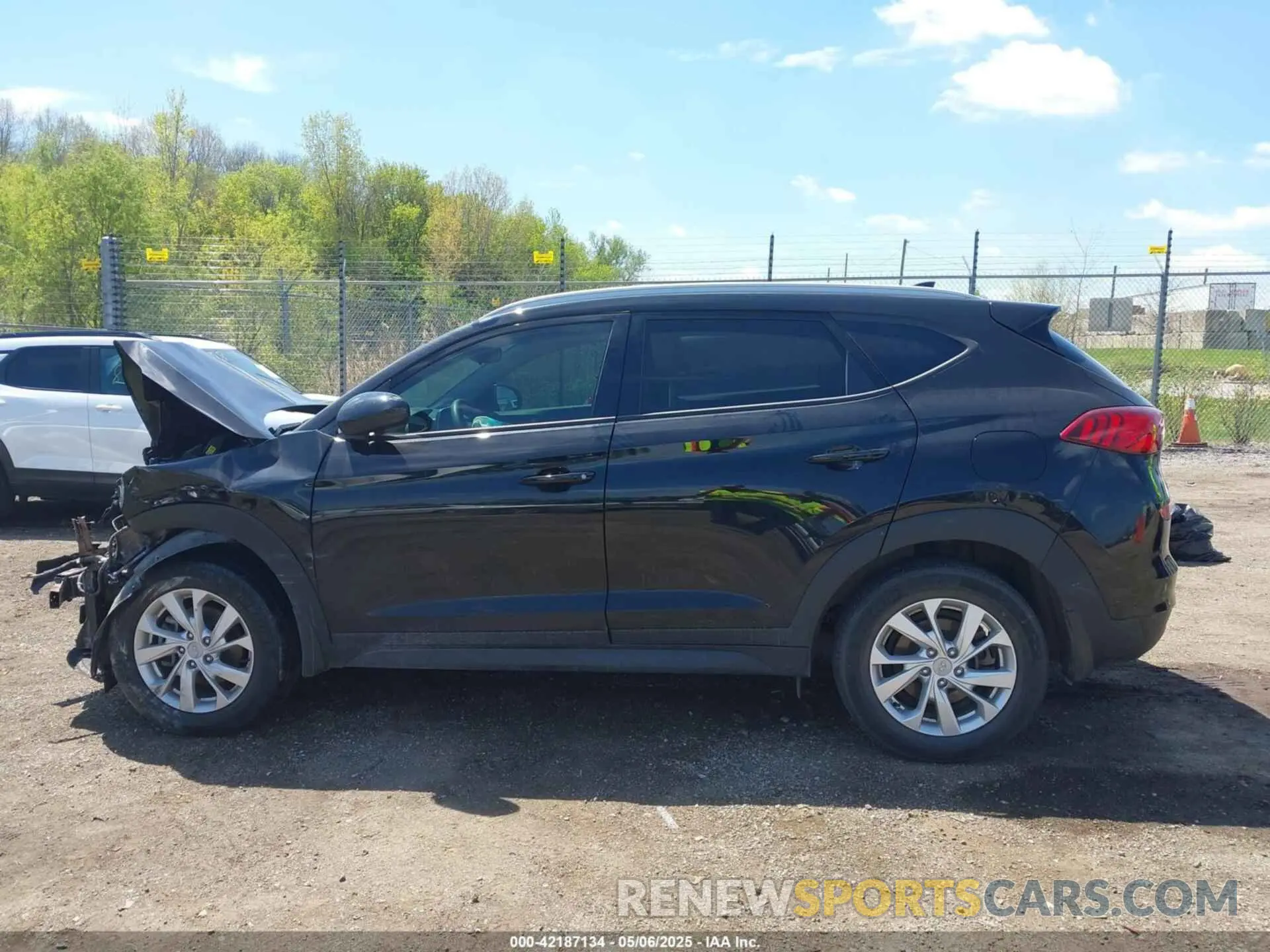 14 Photograph of a damaged car KM8J3CA46MU299602 HYUNDAI TUCSON 2021