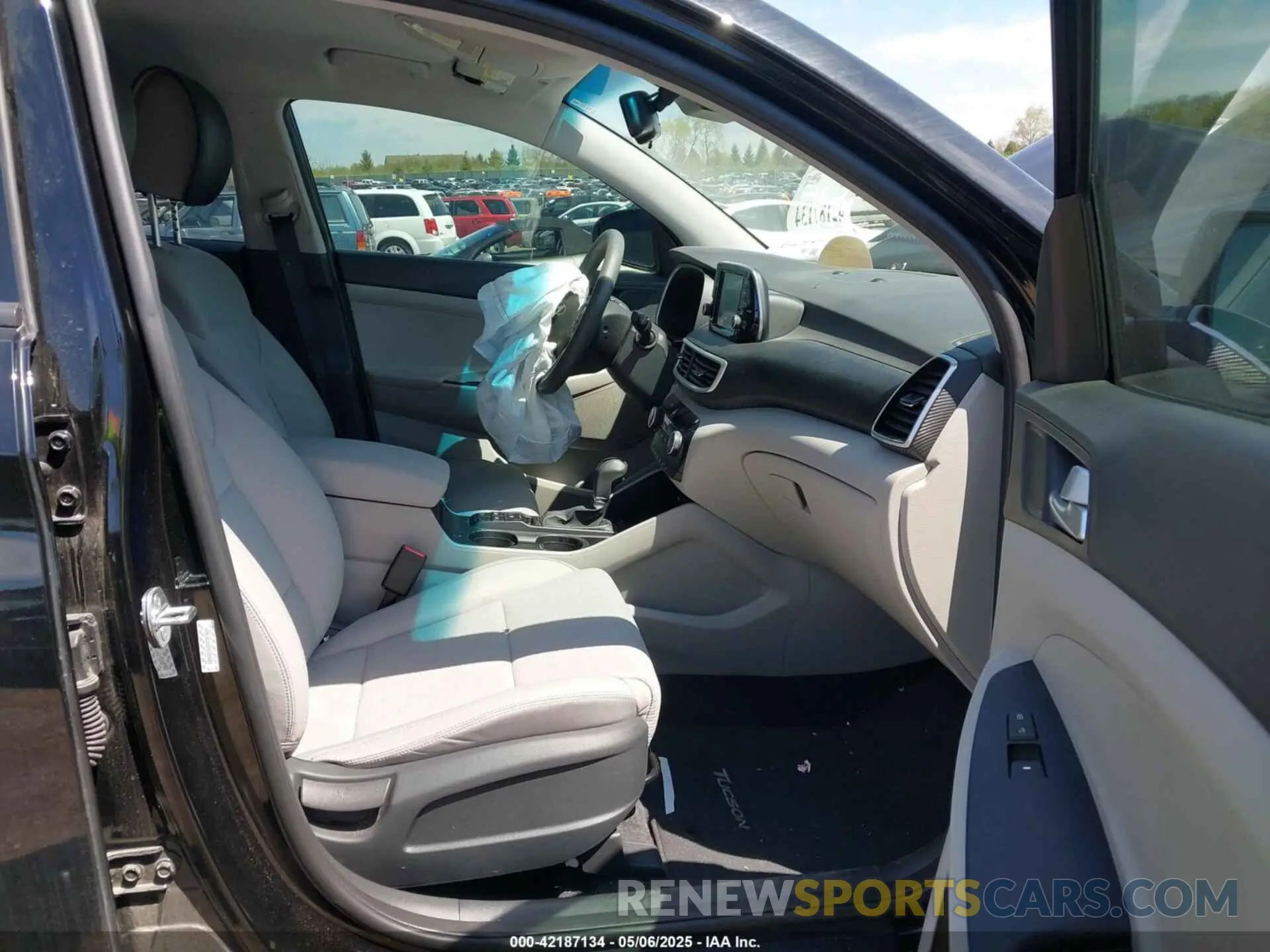 5 Photograph of a damaged car KM8J3CA46MU299602 HYUNDAI TUCSON 2021
