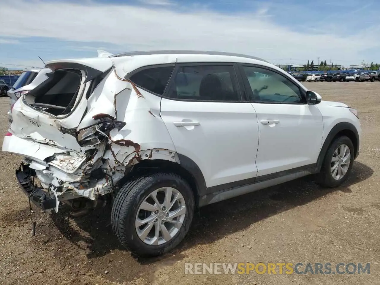 3 Photograph of a damaged car KM8J3CA46MU333621 HYUNDAI TUCSON 2021