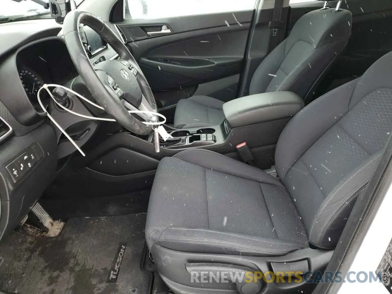 7 Photograph of a damaged car KM8J3CA46MU333621 HYUNDAI TUCSON 2021