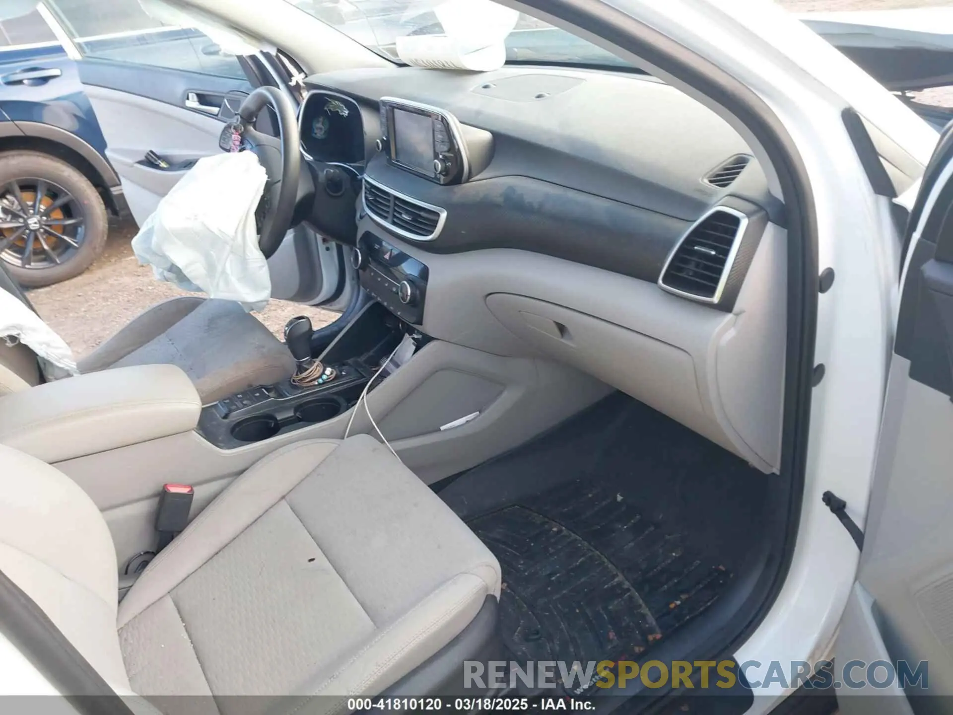 5 Photograph of a damaged car KM8J3CA46MU387064 HYUNDAI TUCSON 2021