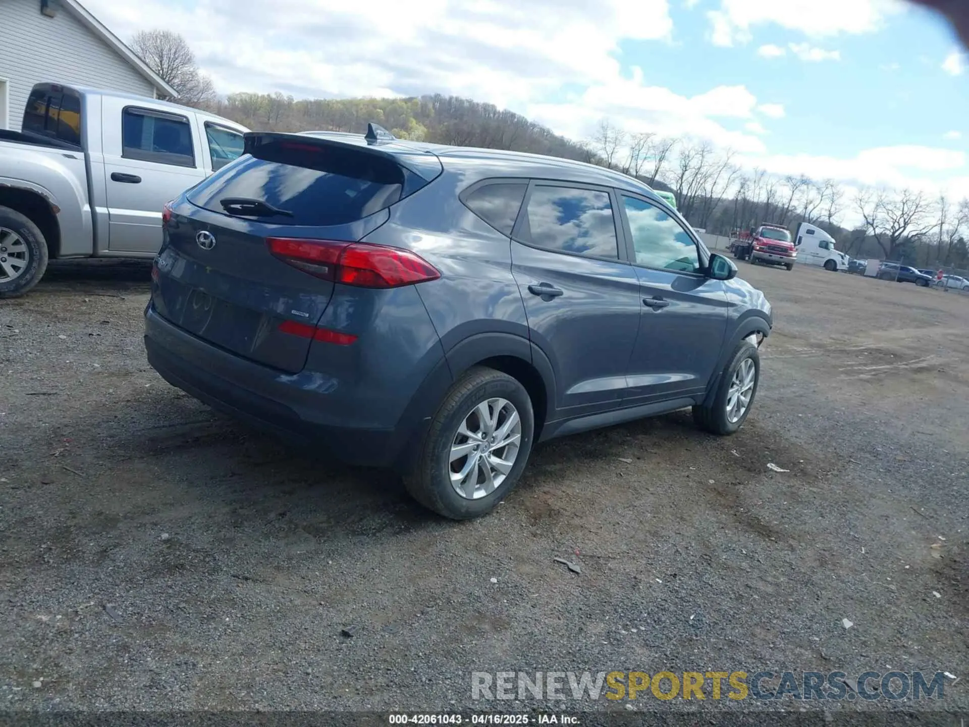 4 Photograph of a damaged car KM8J3CA48MU286818 HYUNDAI TUCSON 2021