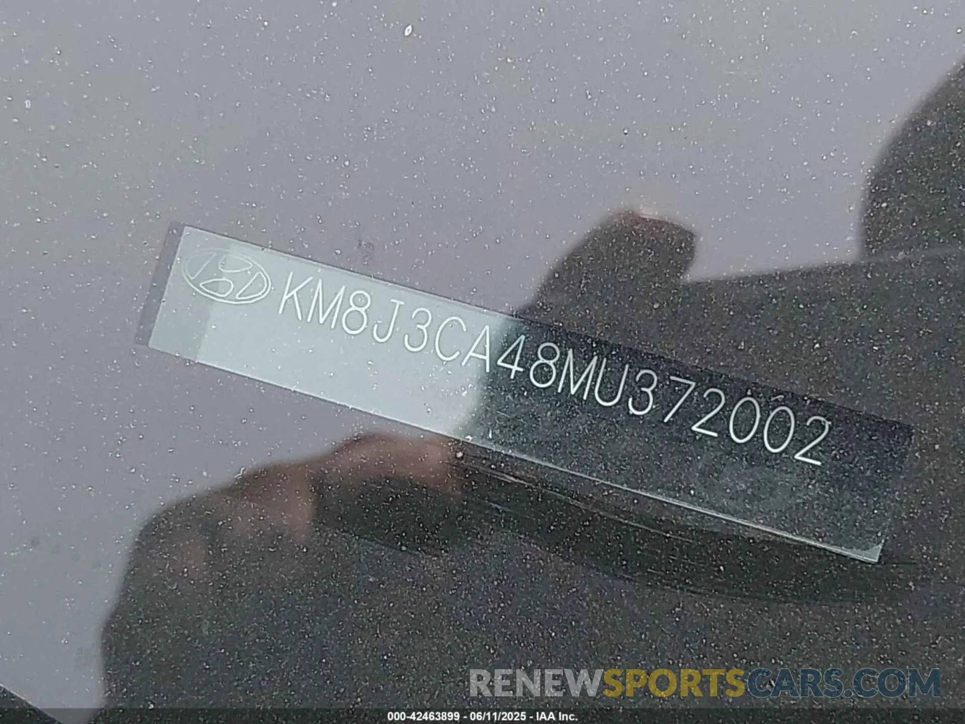 17 Photograph of a damaged car KM8J3CA48MU372002 HYUNDAI TUCSON 2021