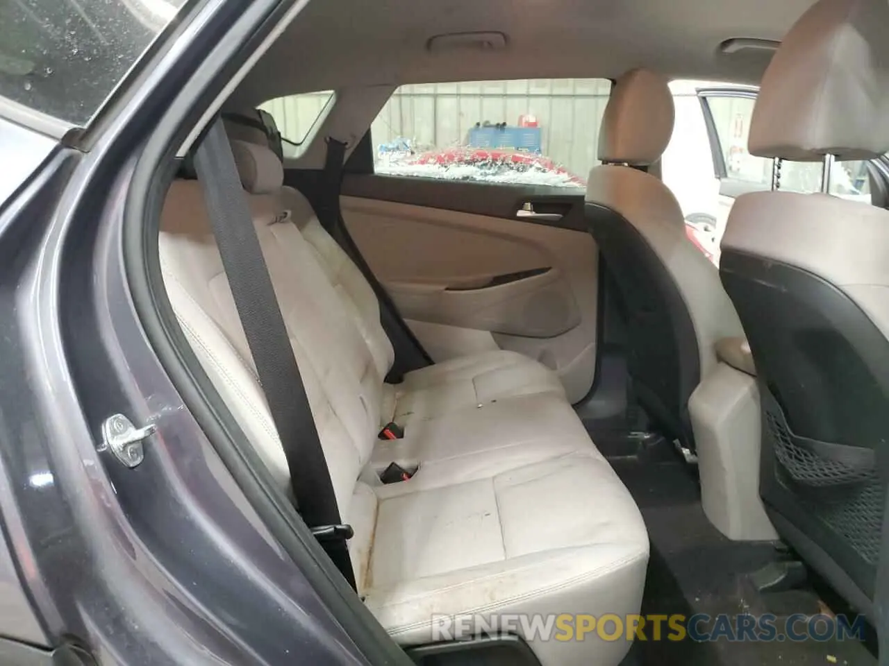 11 Photograph of a damaged car KM8J3CA48MU390502 HYUNDAI TUCSON 2021