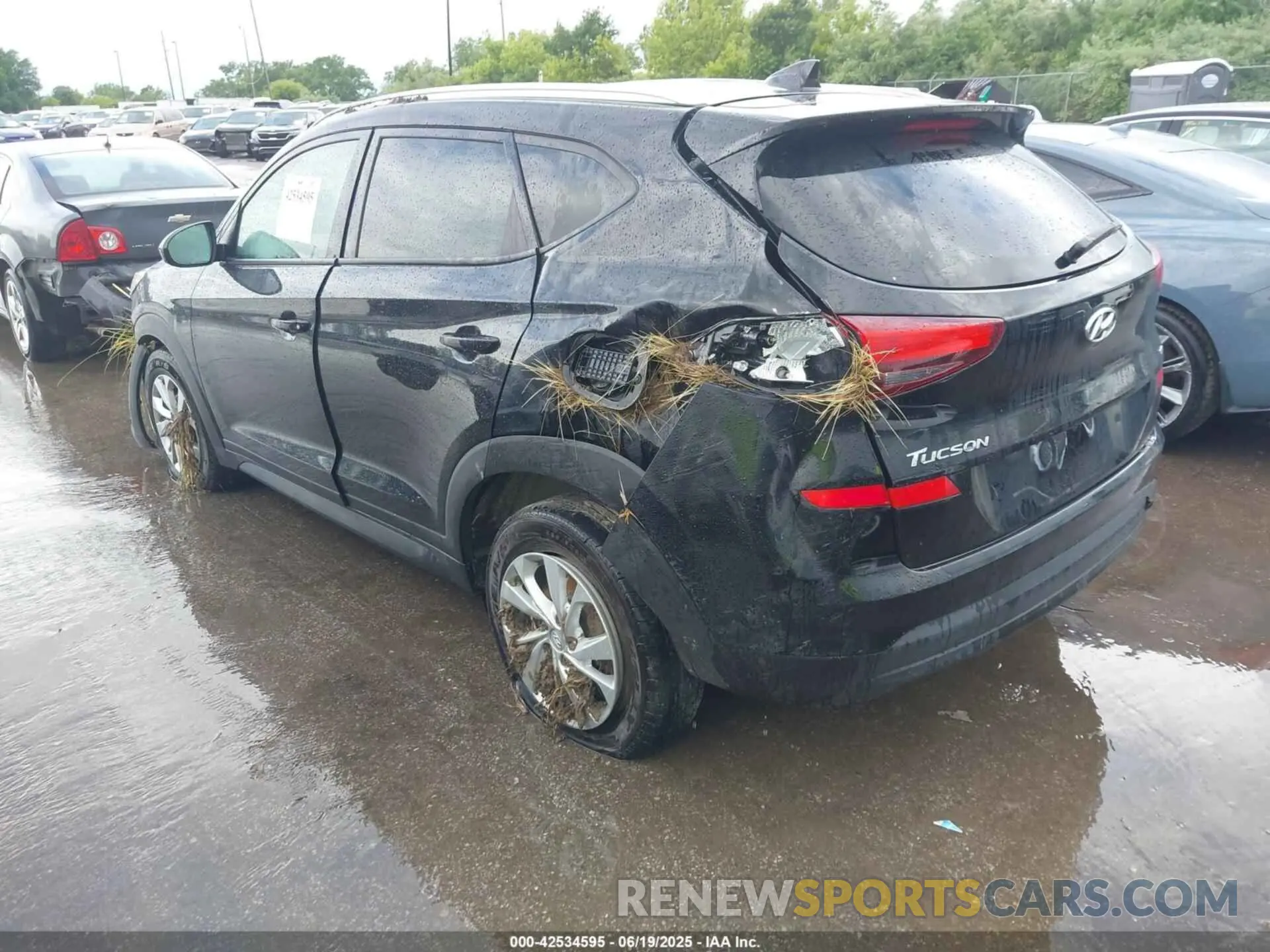 3 Photograph of a damaged car KM8J3CA4XMU359347 HYUNDAI TUCSON 2021