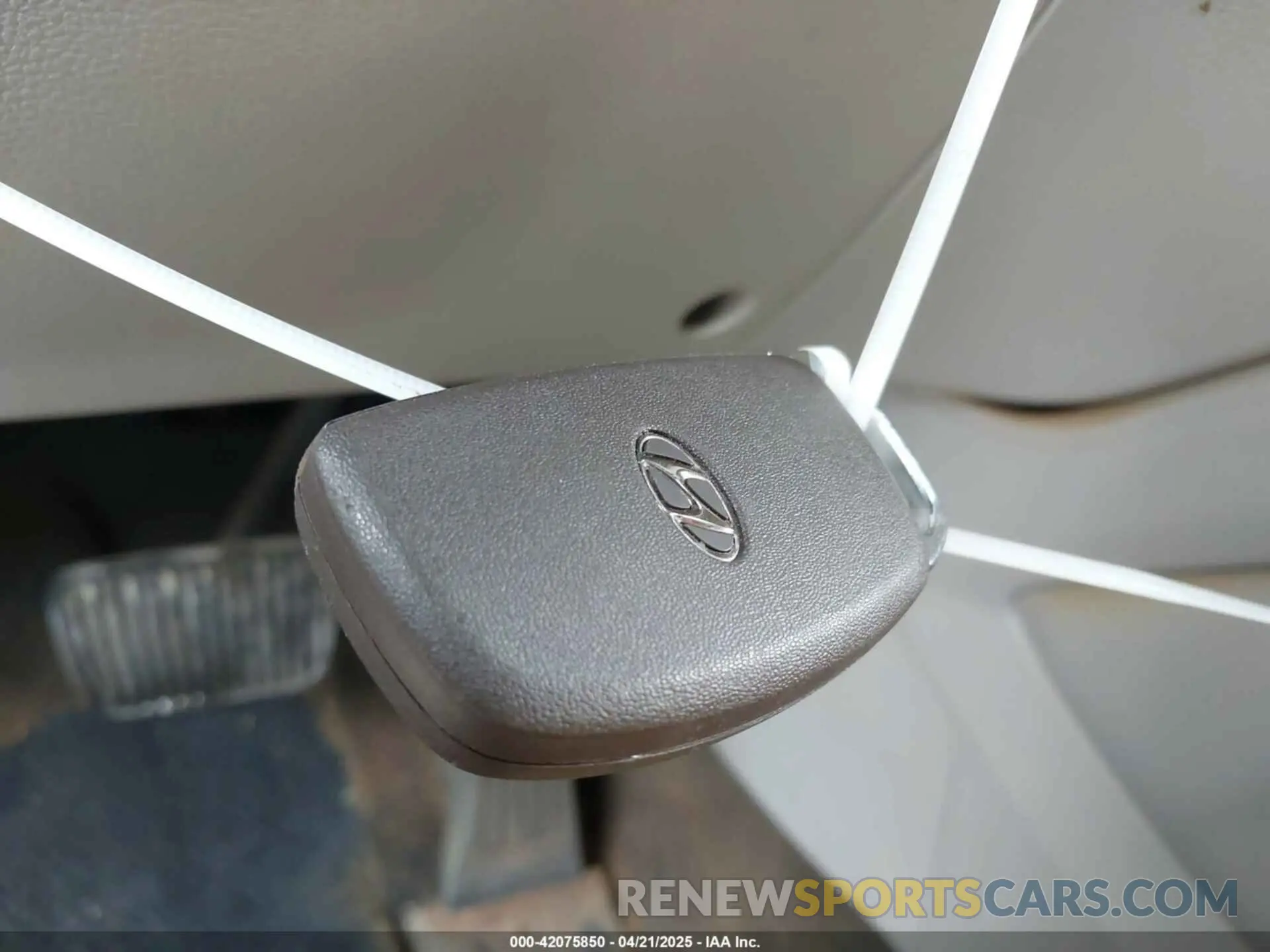 11 Photograph of a damaged car KM8J3CA4XMU363091 HYUNDAI TUCSON 2021