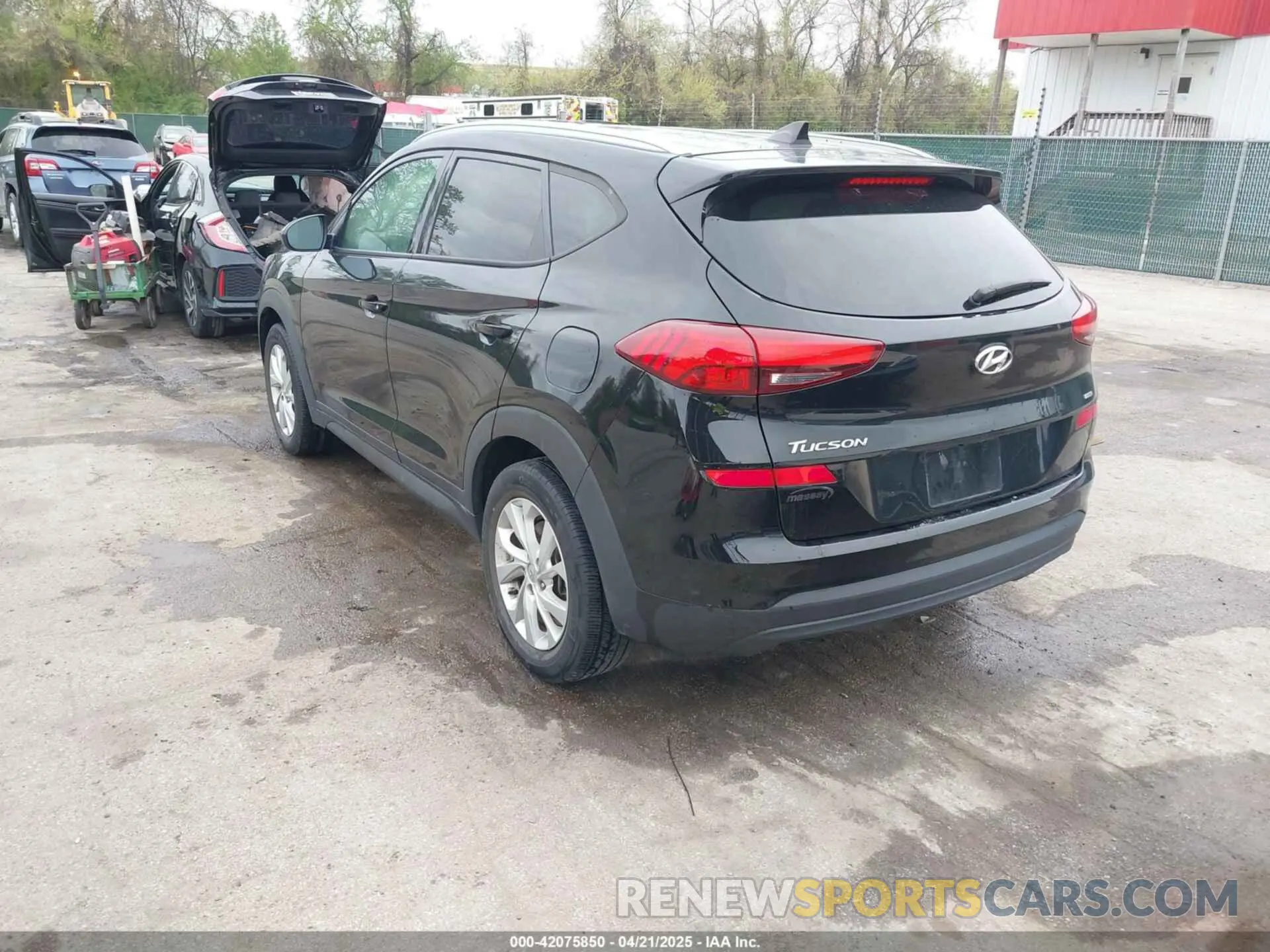 3 Photograph of a damaged car KM8J3CA4XMU363091 HYUNDAI TUCSON 2021