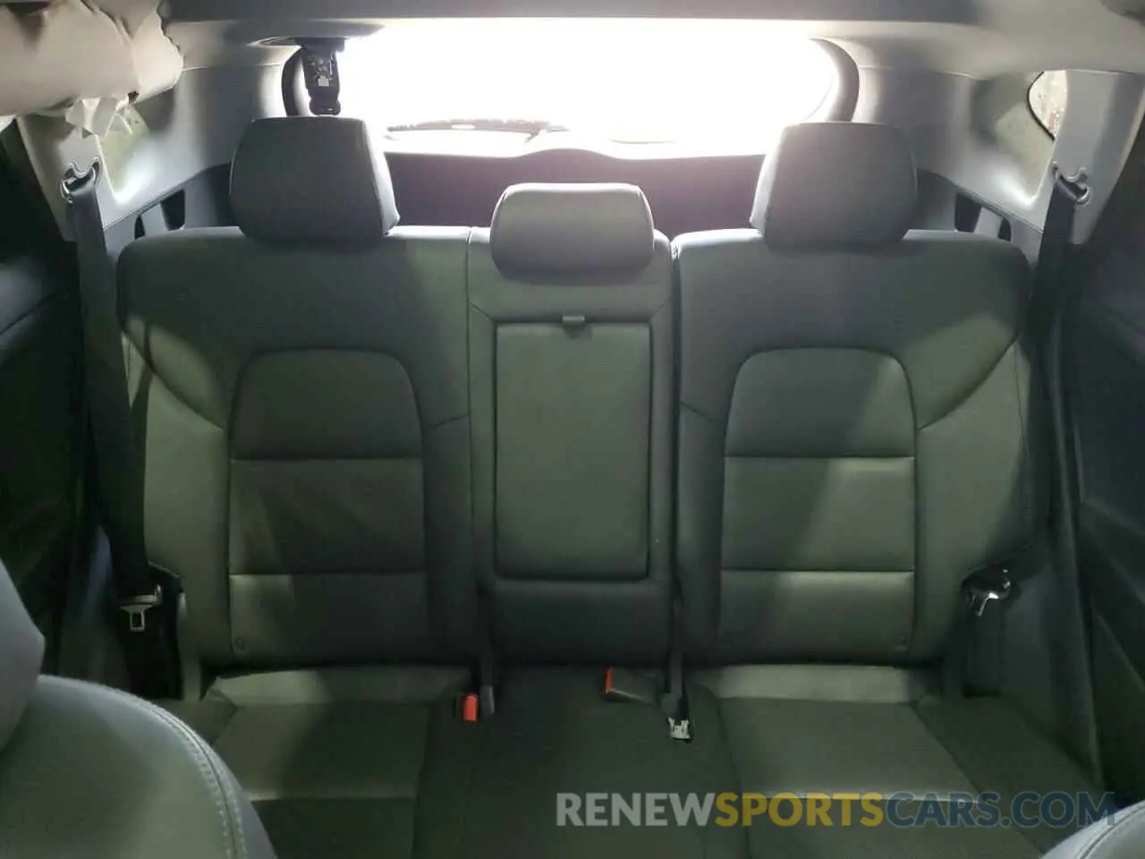 10 Photograph of a damaged car KM8J3CAL0MU385639 HYUNDAI TUCSON 2021