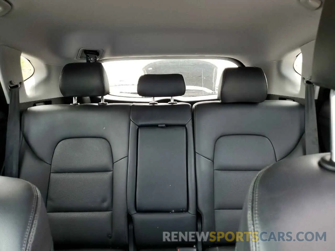 10 Photograph of a damaged car KM8J3CAL1MU323988 HYUNDAI TUCSON 2021