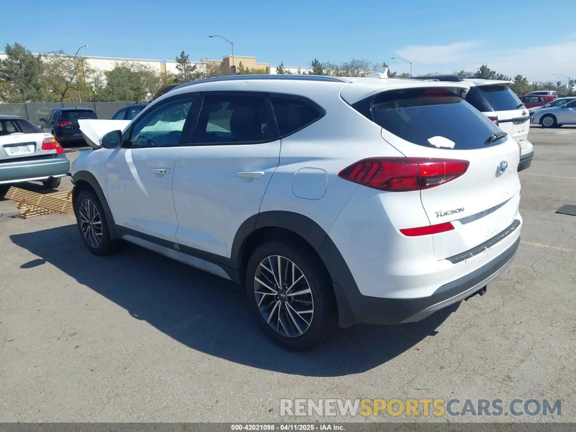 3 Photograph of a damaged car KM8J3CAL5MU342589 HYUNDAI TUCSON 2021