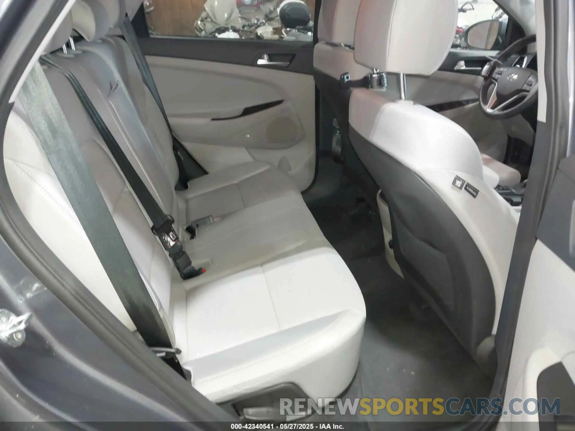 8 Photograph of a damaged car KM8J3CAL5MU406288 HYUNDAI TUCSON 2021
