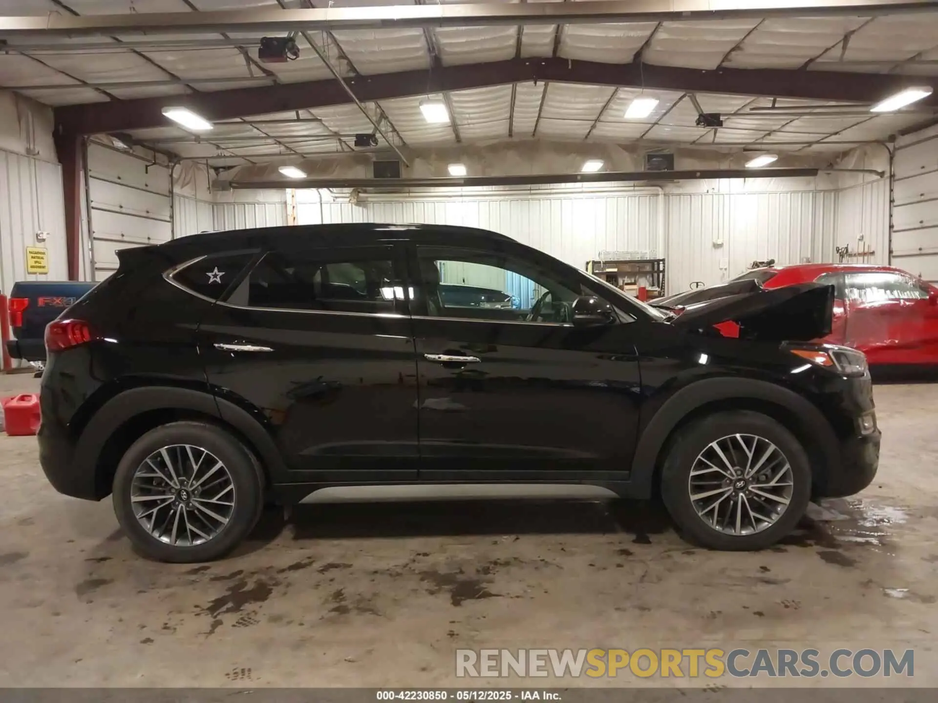 14 Photograph of a damaged car KM8J3CAL6MU385001 HYUNDAI TUCSON 2021