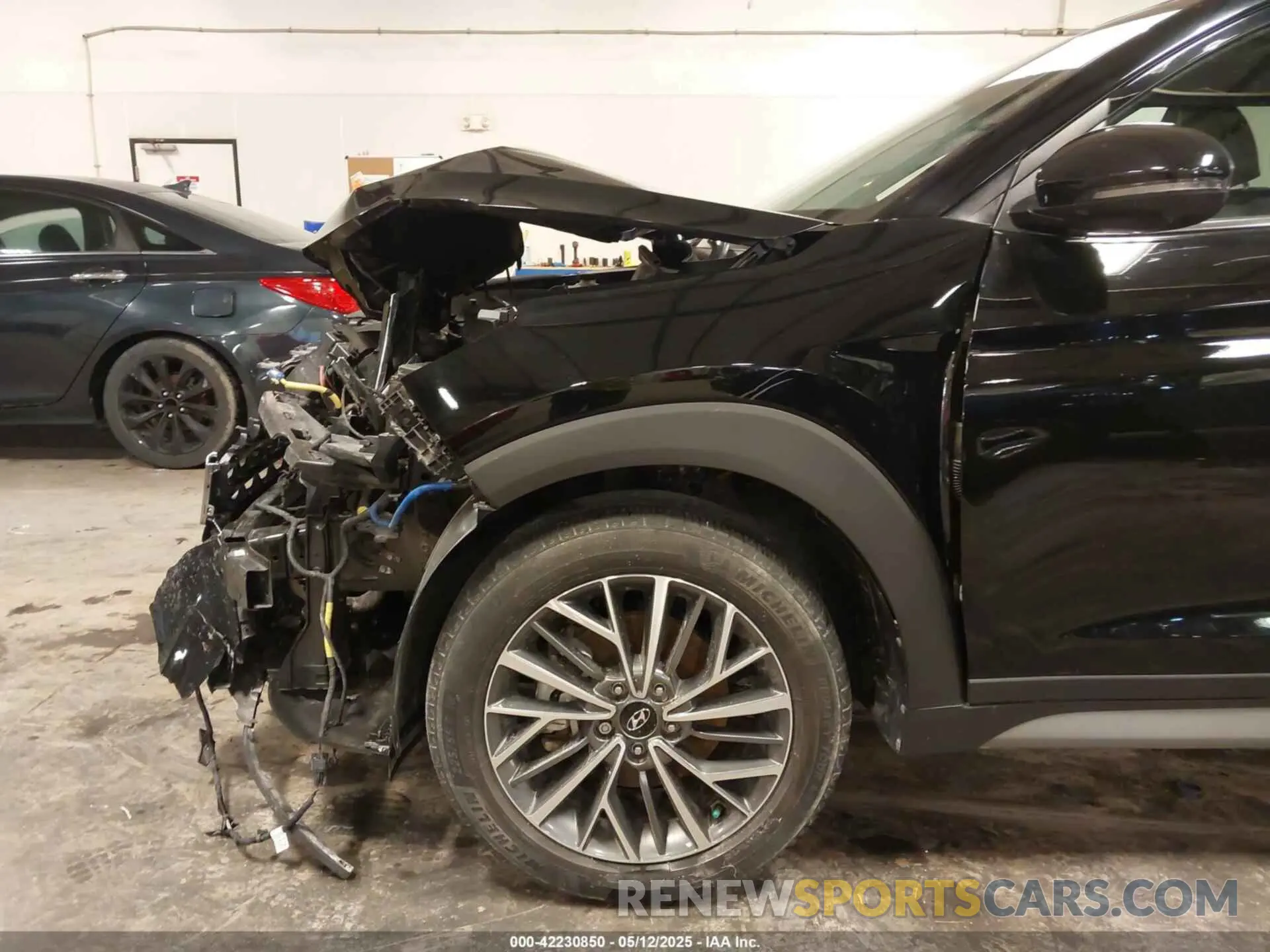18 Photograph of a damaged car KM8J3CAL6MU385001 HYUNDAI TUCSON 2021
