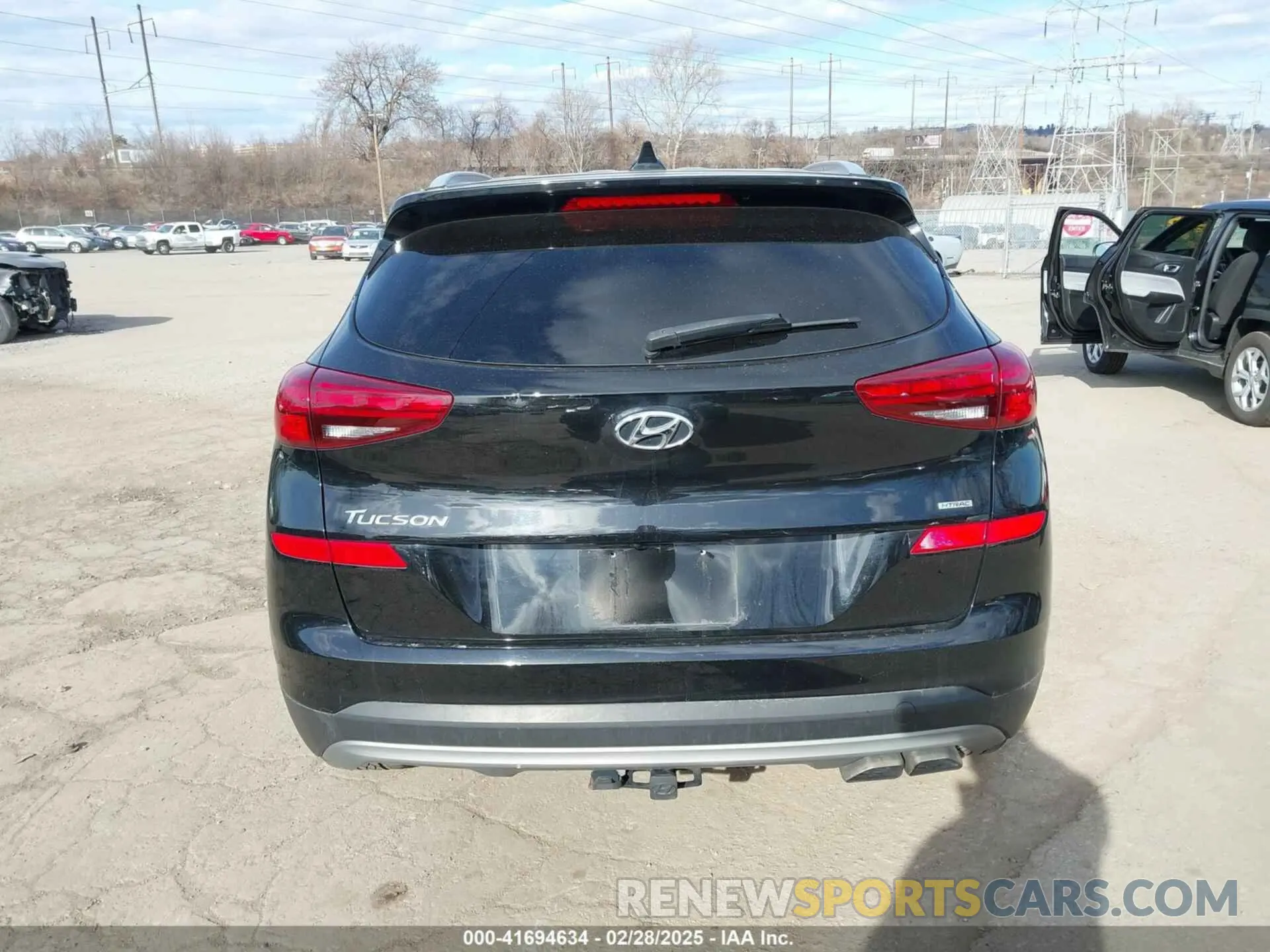 17 Photograph of a damaged car KM8J3CAL6MU411855 HYUNDAI TUCSON 2021